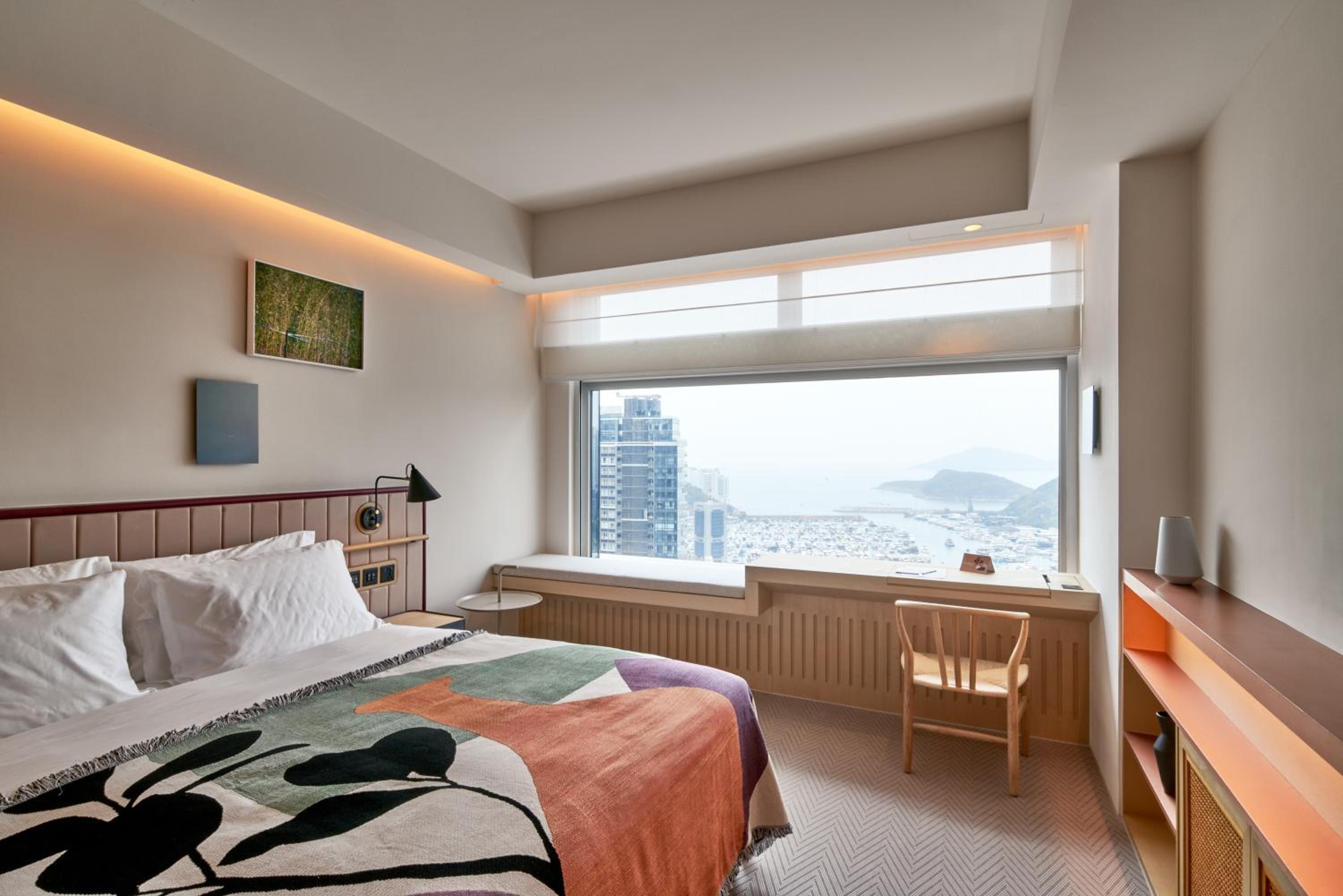 Sea Signature King Room