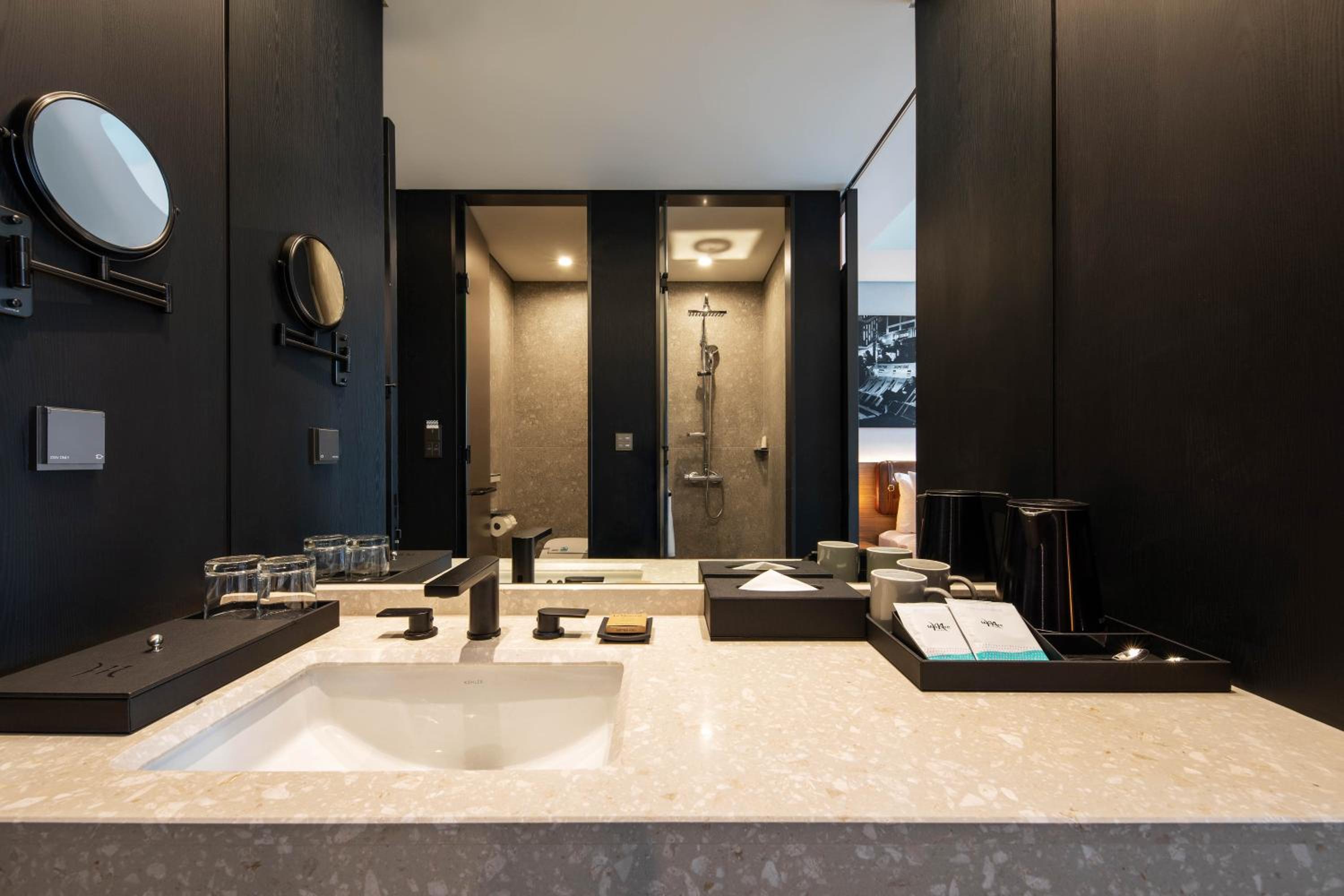 Superior Triple Room with Three Single Beds