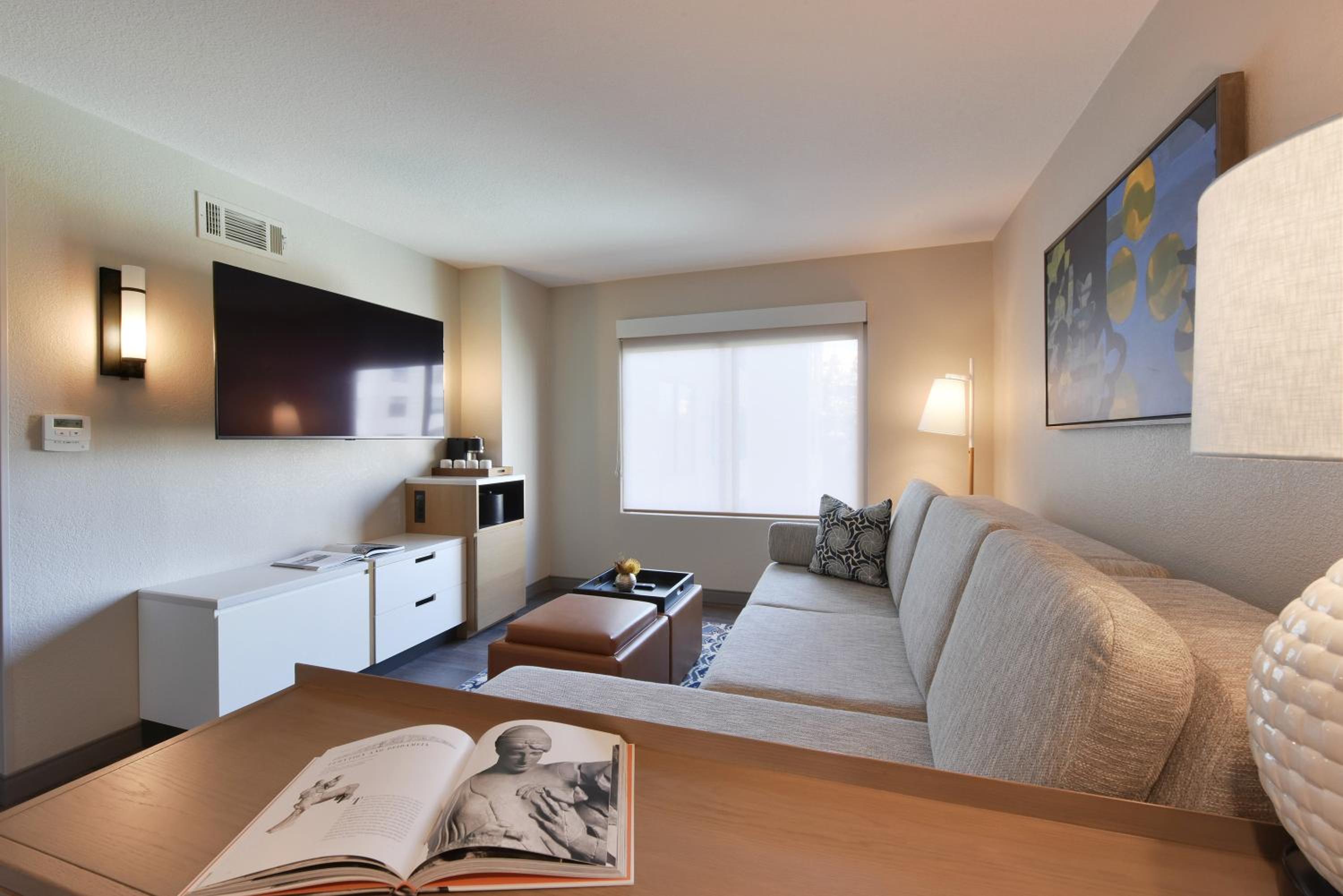 King Suite with Roll-In Shower - Disability Access