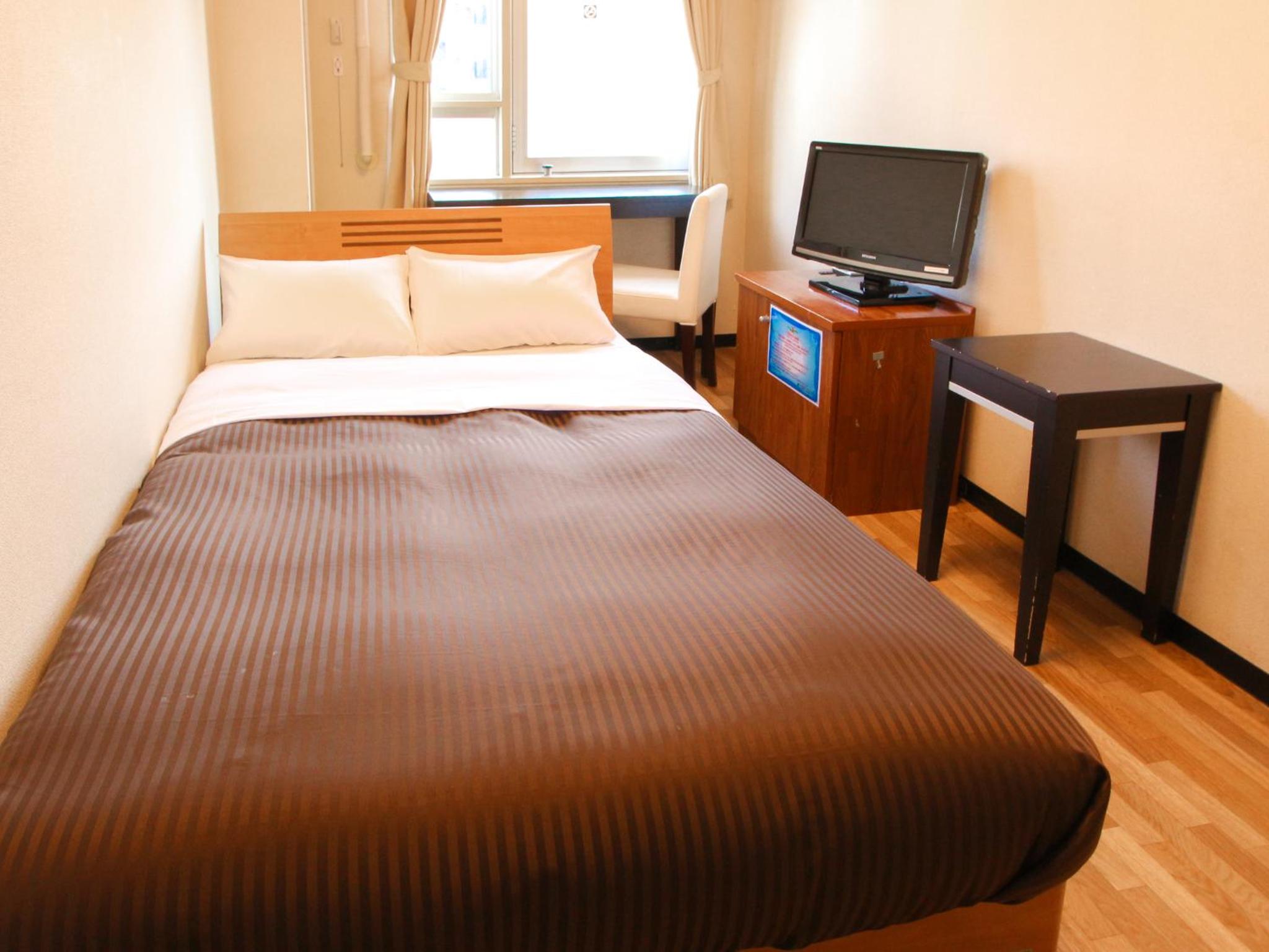 Double Room with Small Double Bed - Smoking