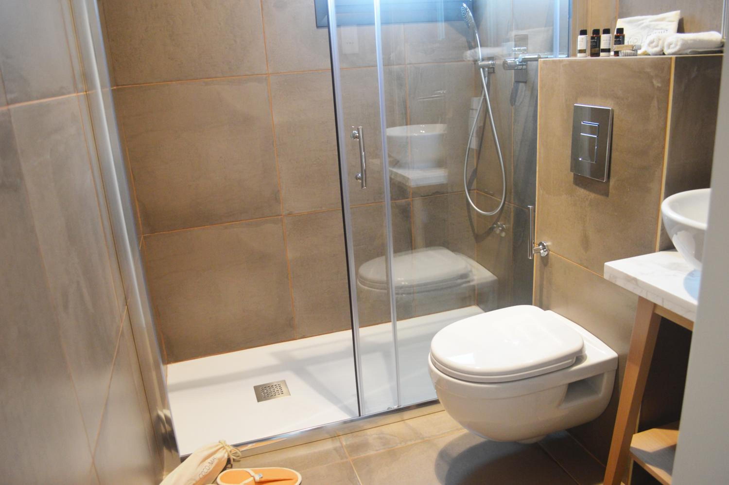 Superior Deluxe Double or Twin Room 