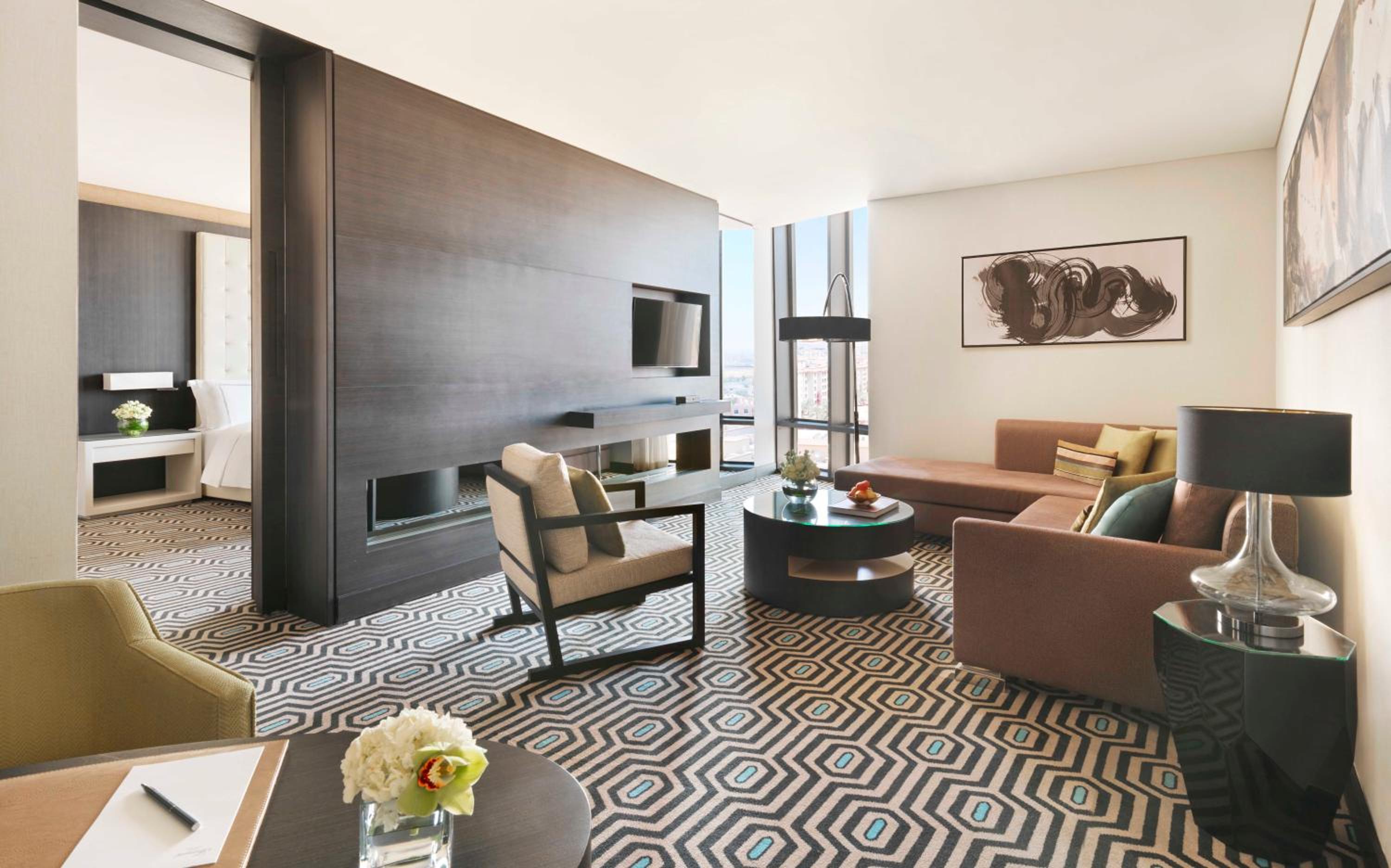 Business King Suite - Non-Smoking