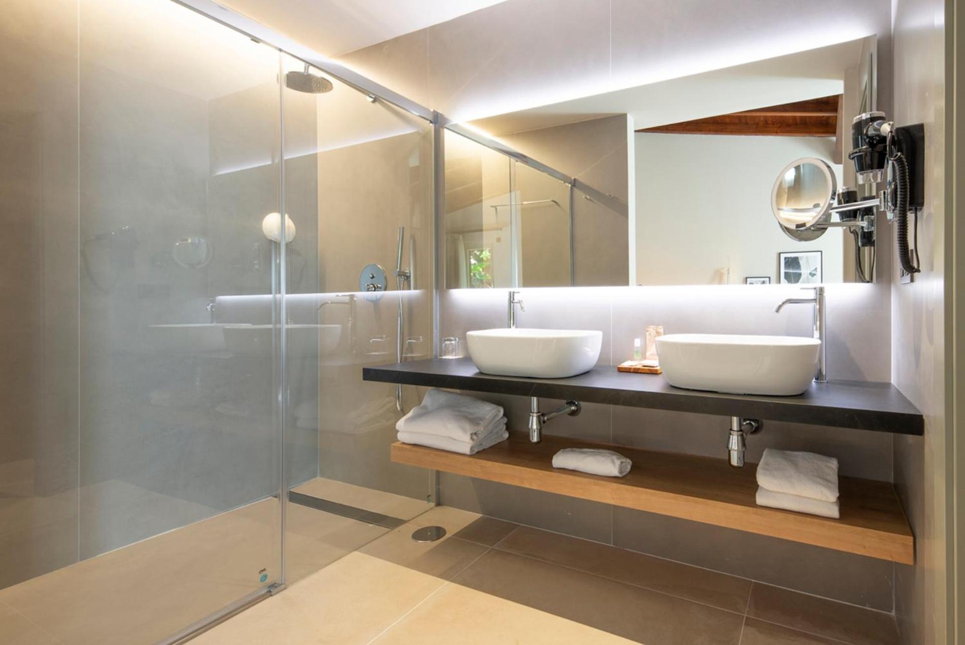 Double Room Oasis 2 (2 Adults)