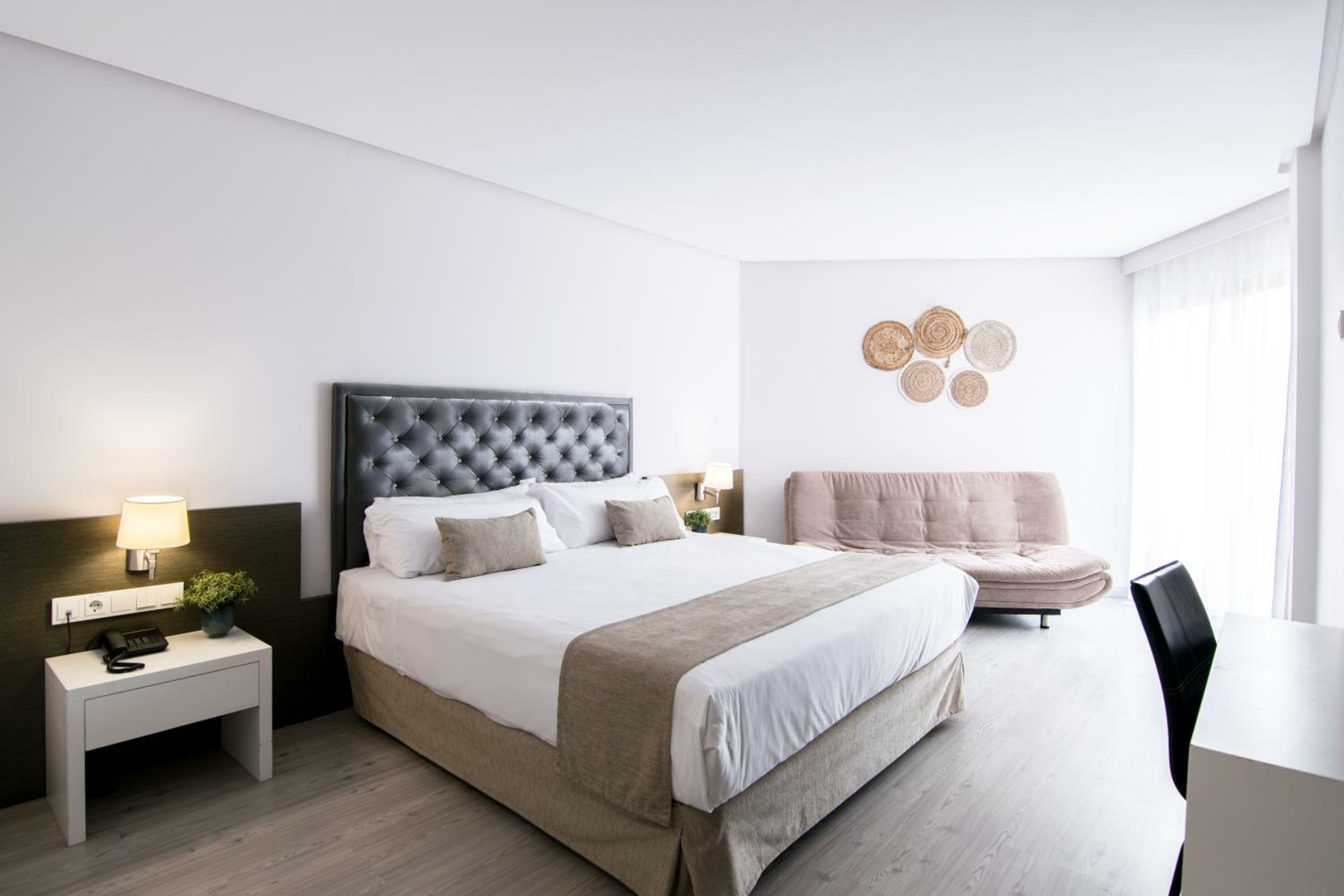 Junior Suite (2 Adults + 1 Child)