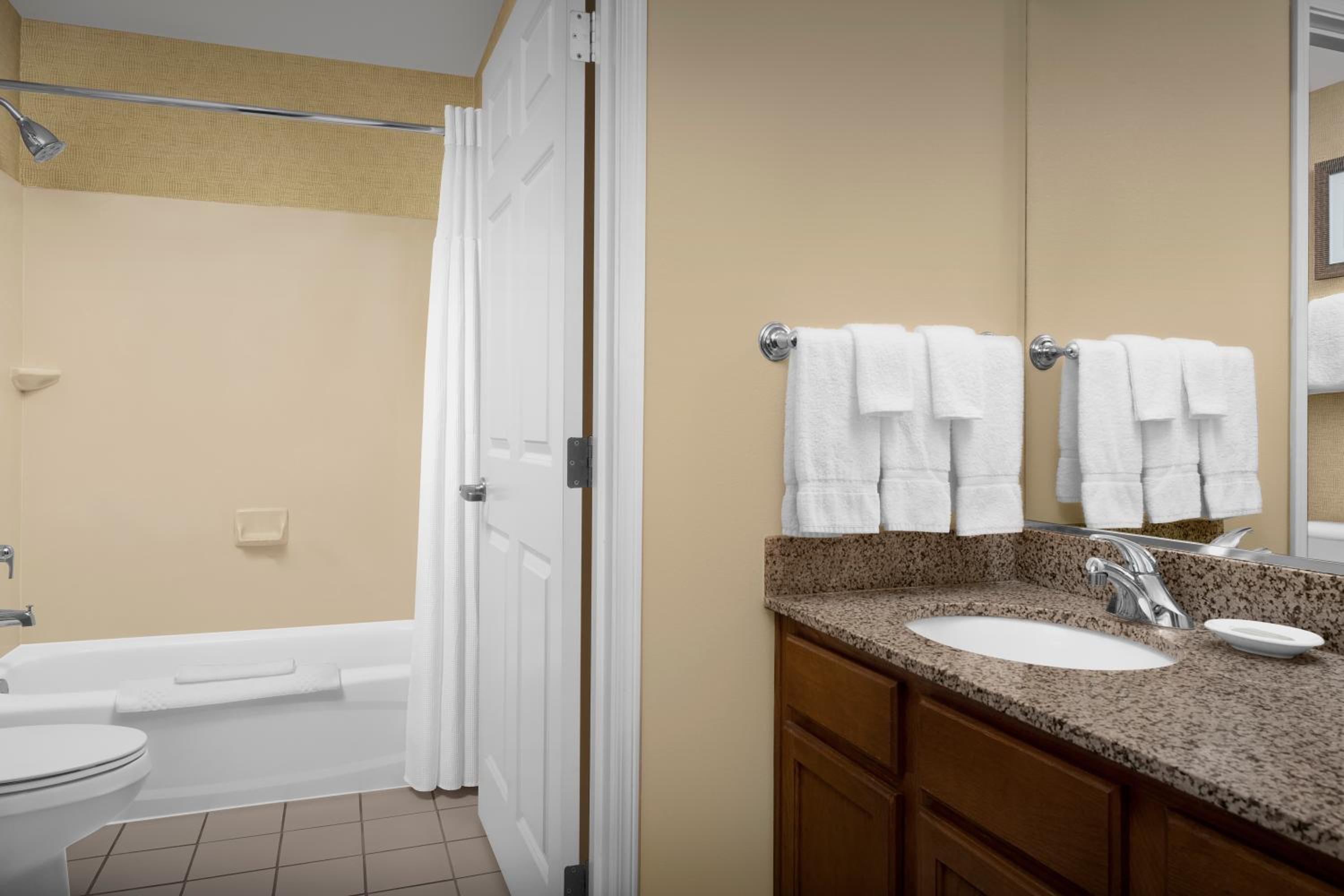 King Studio with Sofa Bed