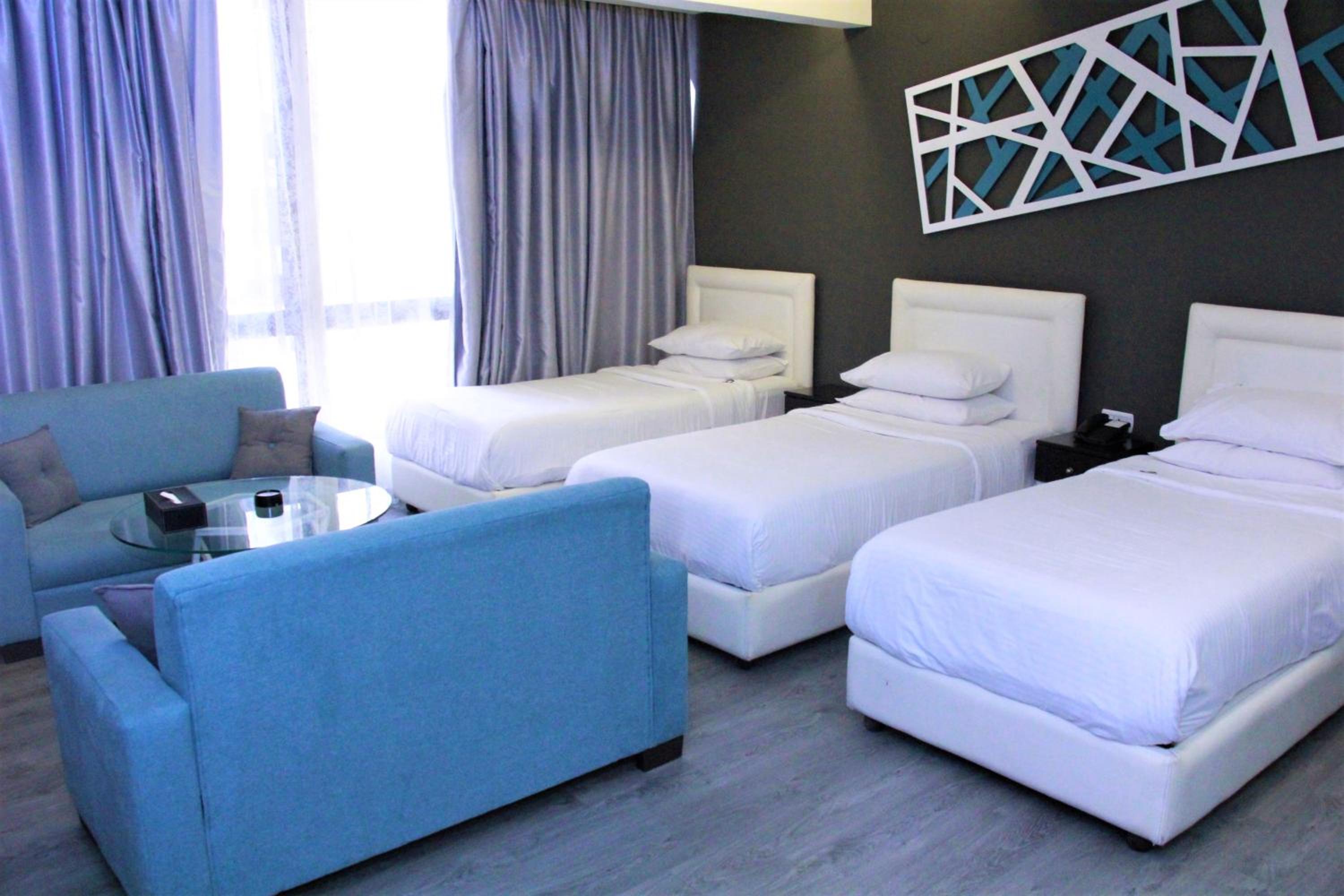 Deluxe Triple Room