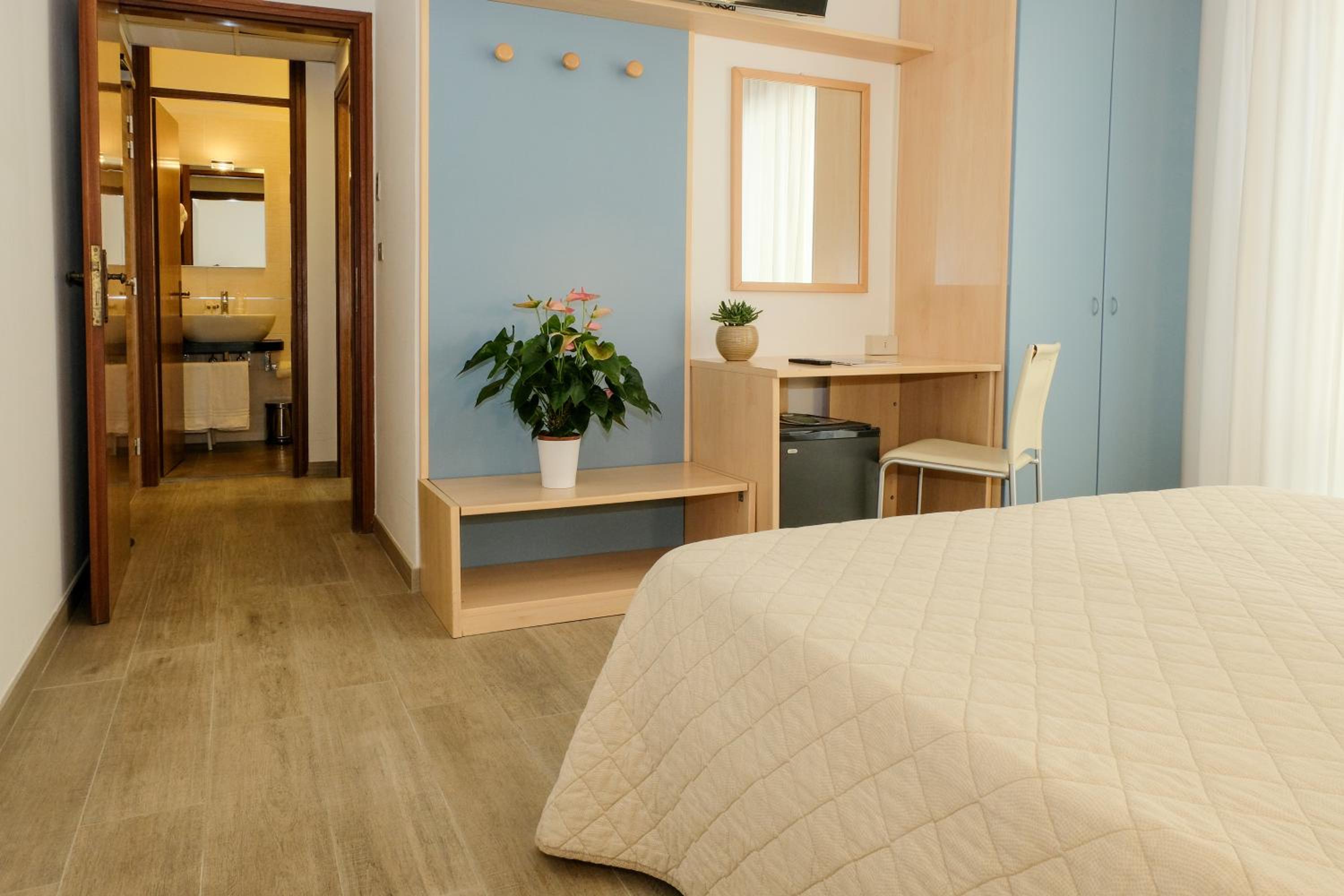 Two Connecting Rooms with Side Sea View