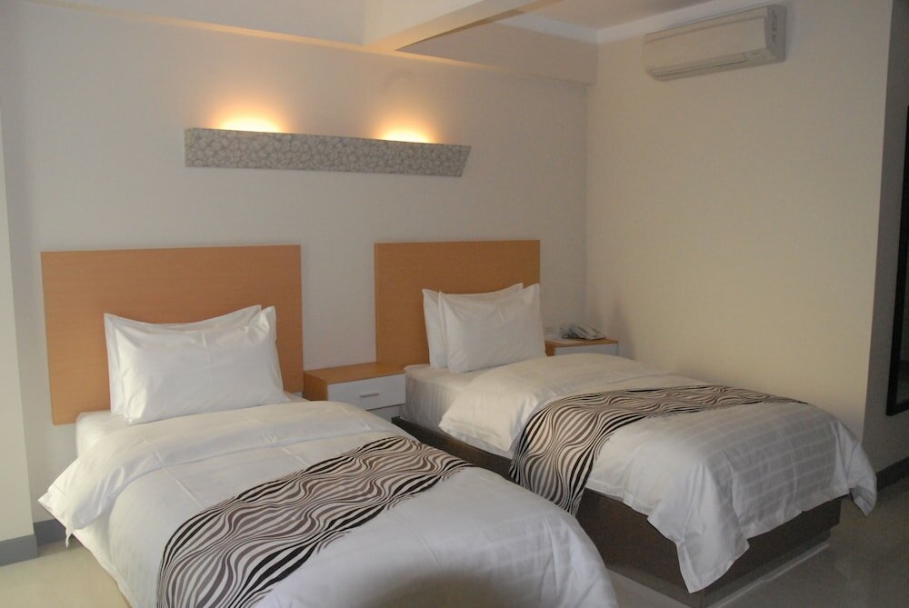 Deluxe Twin Room, 1 Bedroom, Non Smoking, City View
