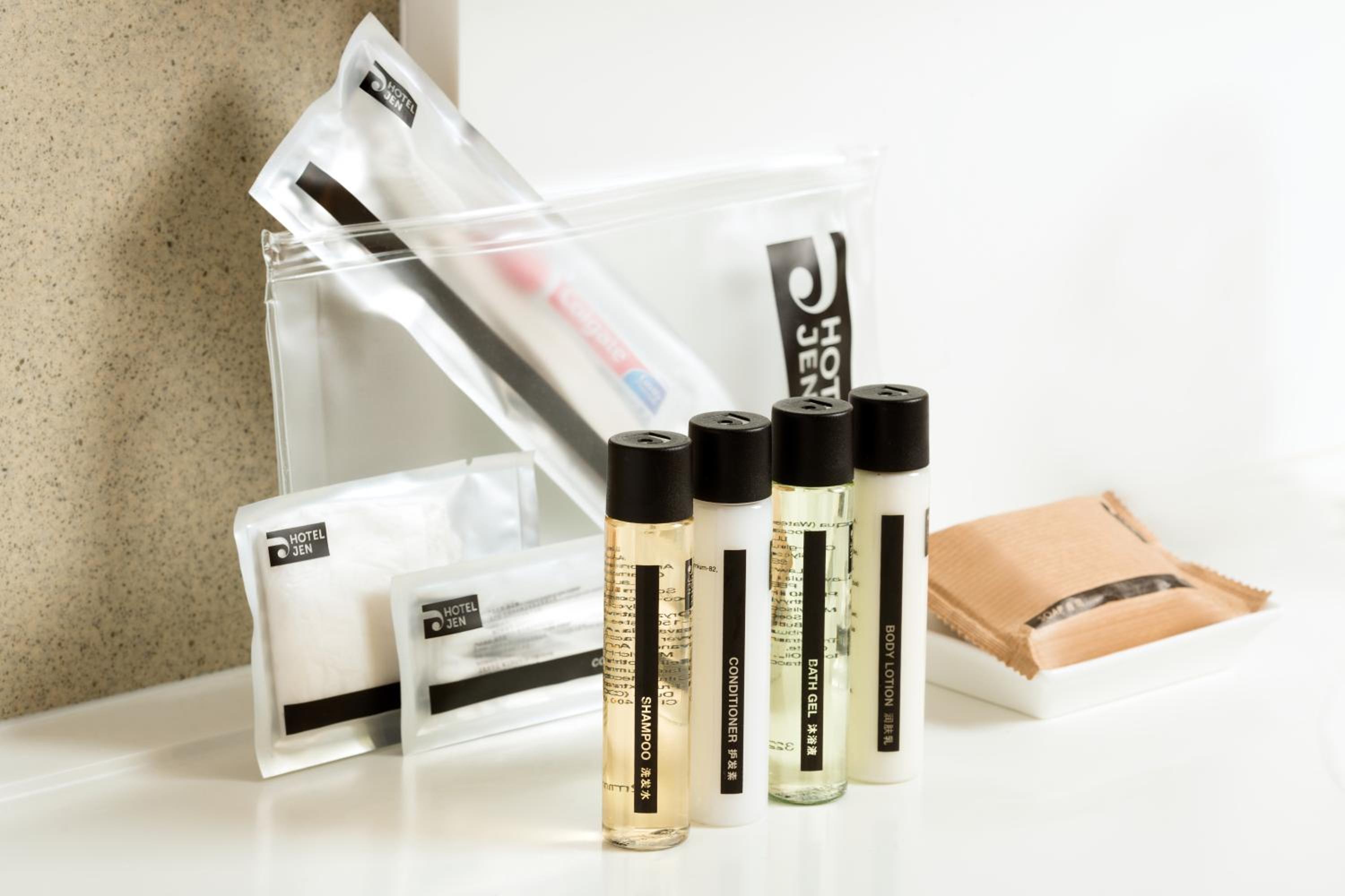 Club Twin Room with Harbor View