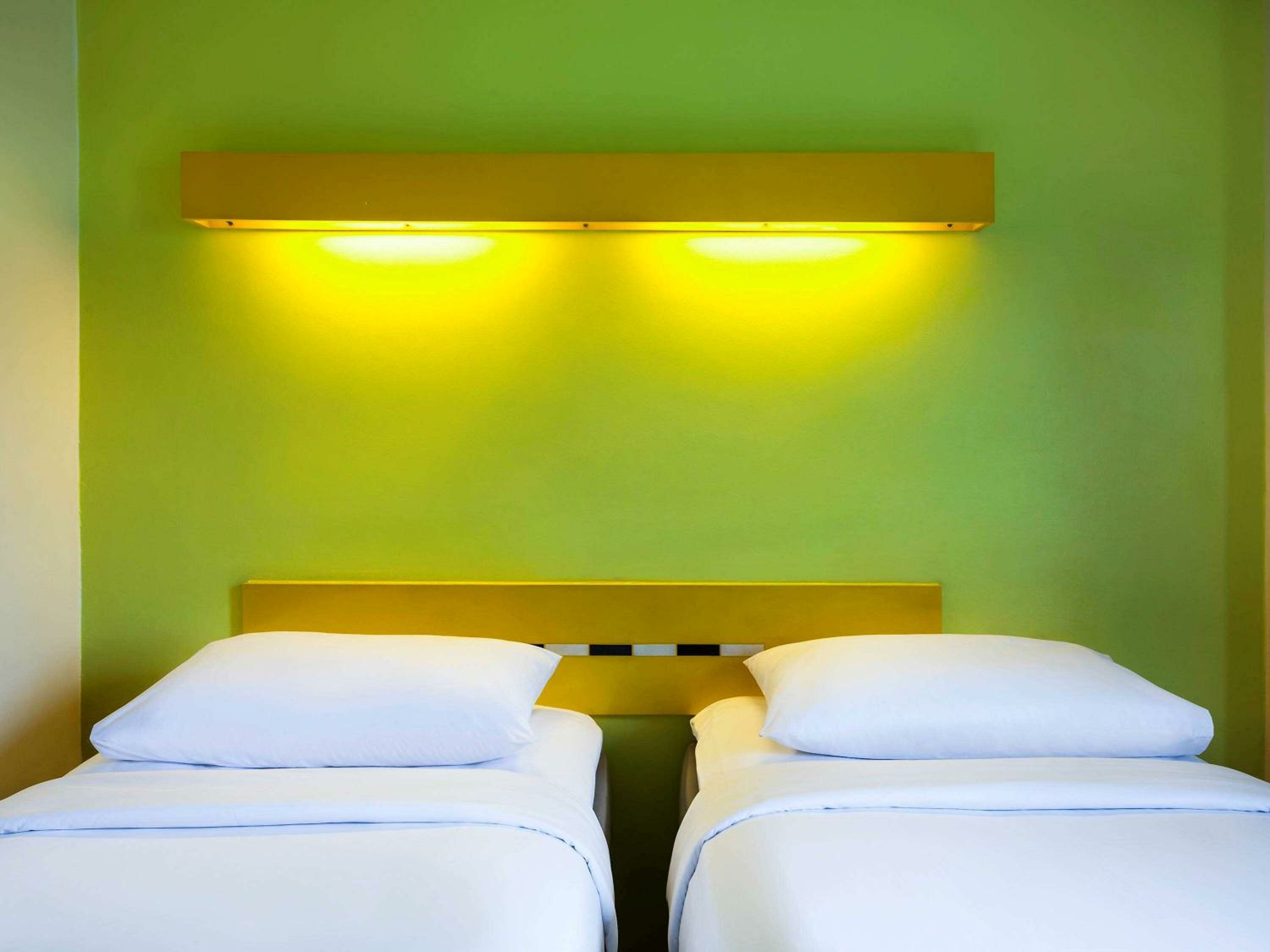 Standard Twin Room