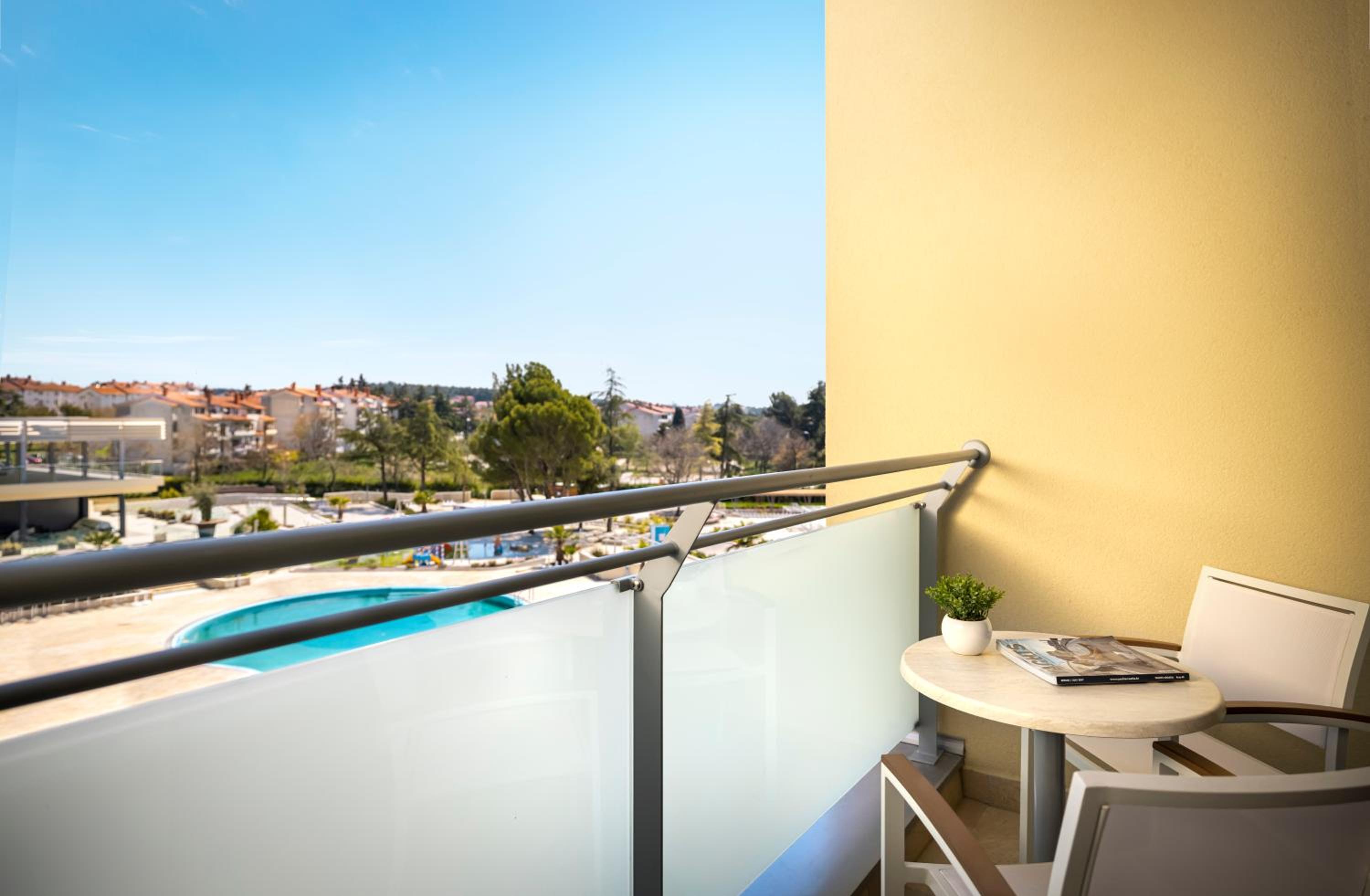 Special Offer - New Year's Package - Superior Family Room