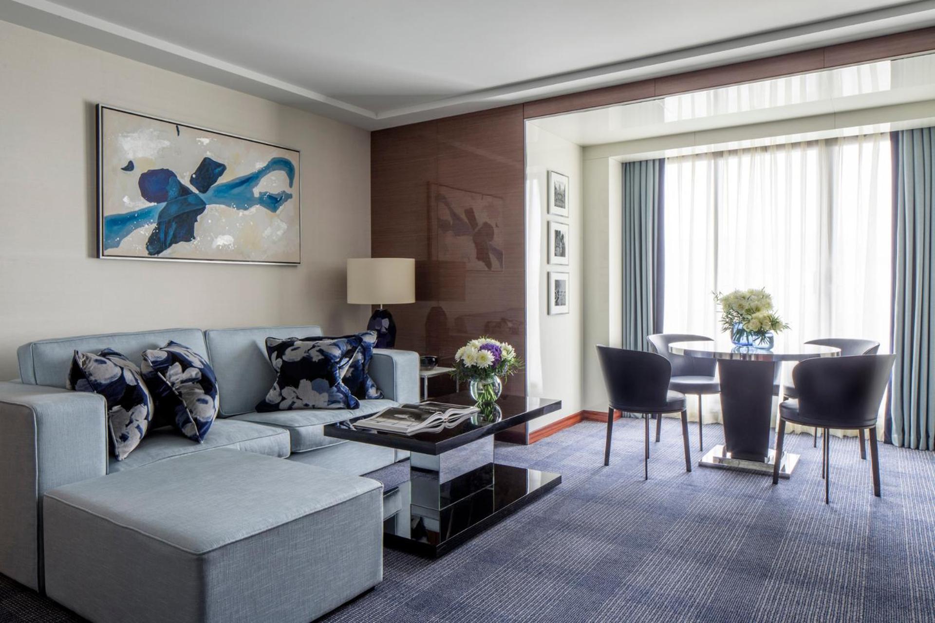 Ambassador Suite with King Bed