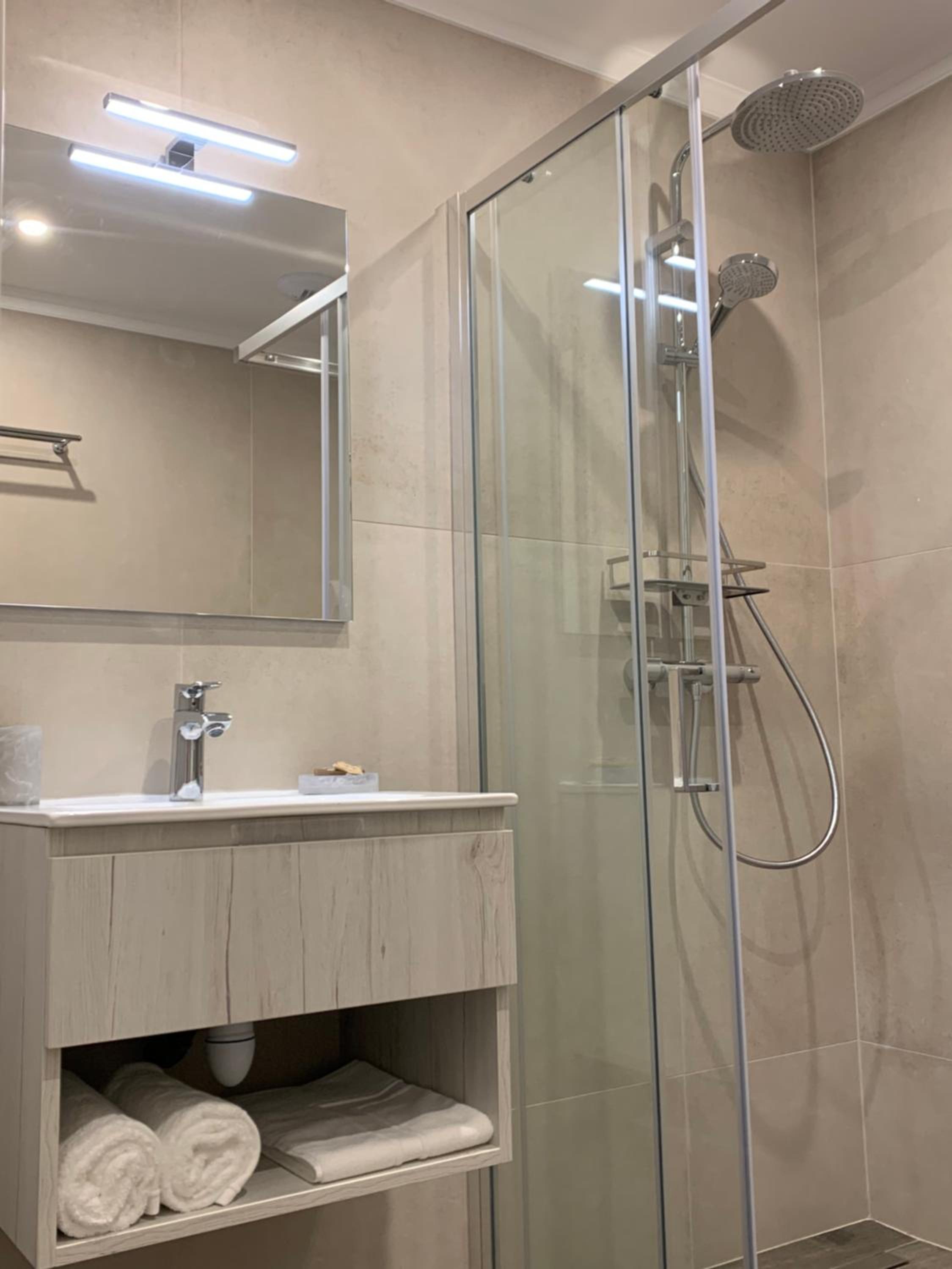 Deluxe Double or Twin Room with Garden View