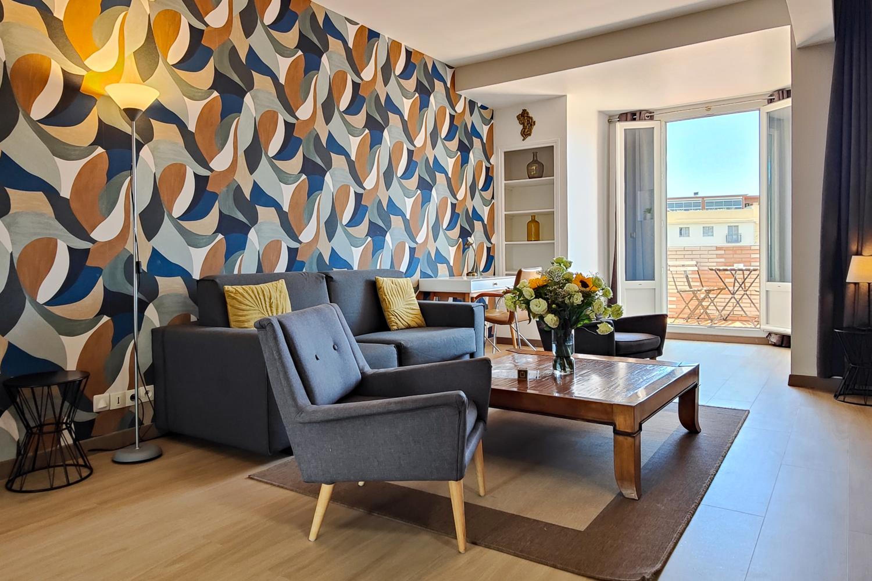 Premium Apartment with Terrace - top floor