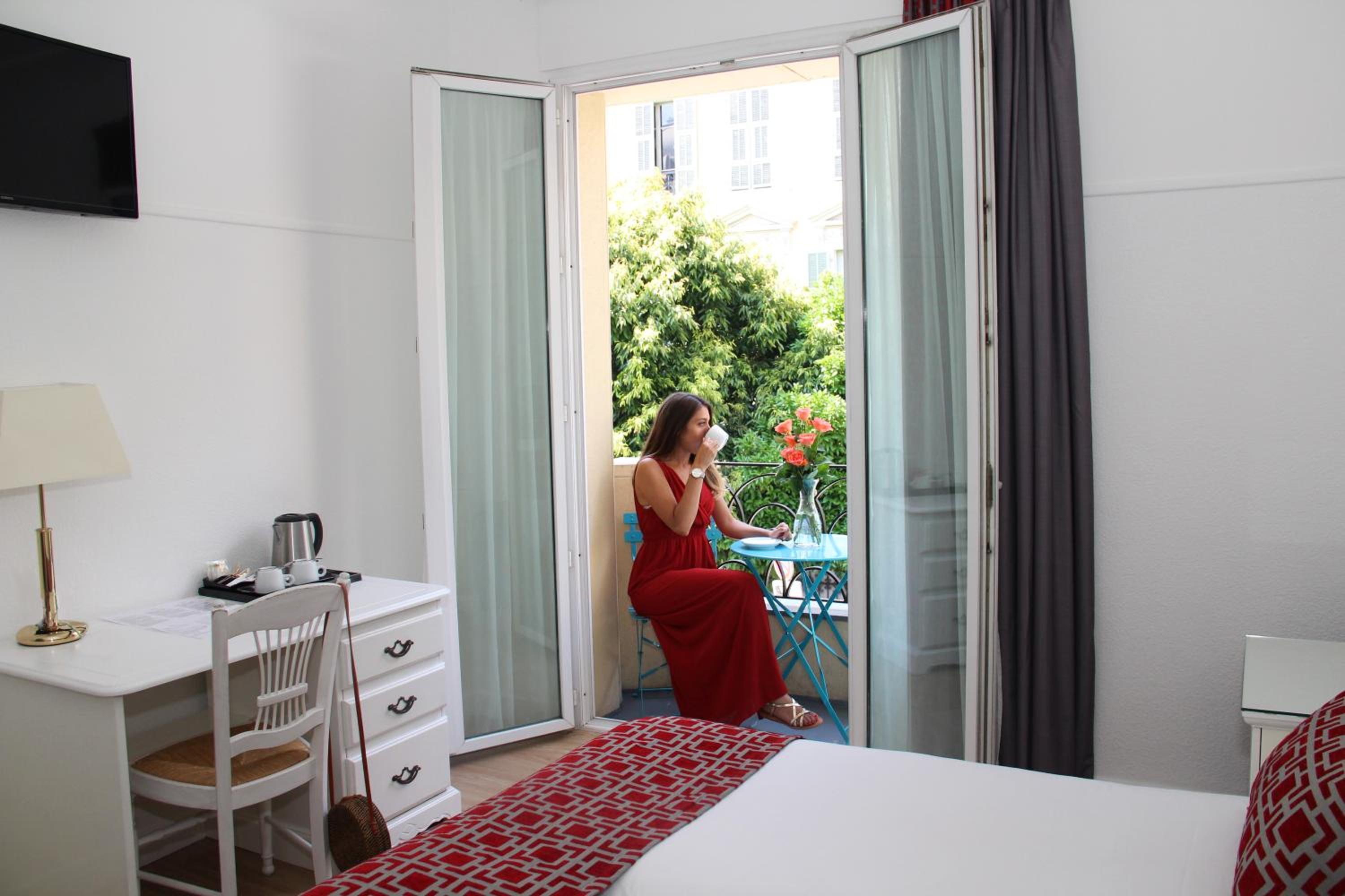 Superior Double or Twin Room, stairs only