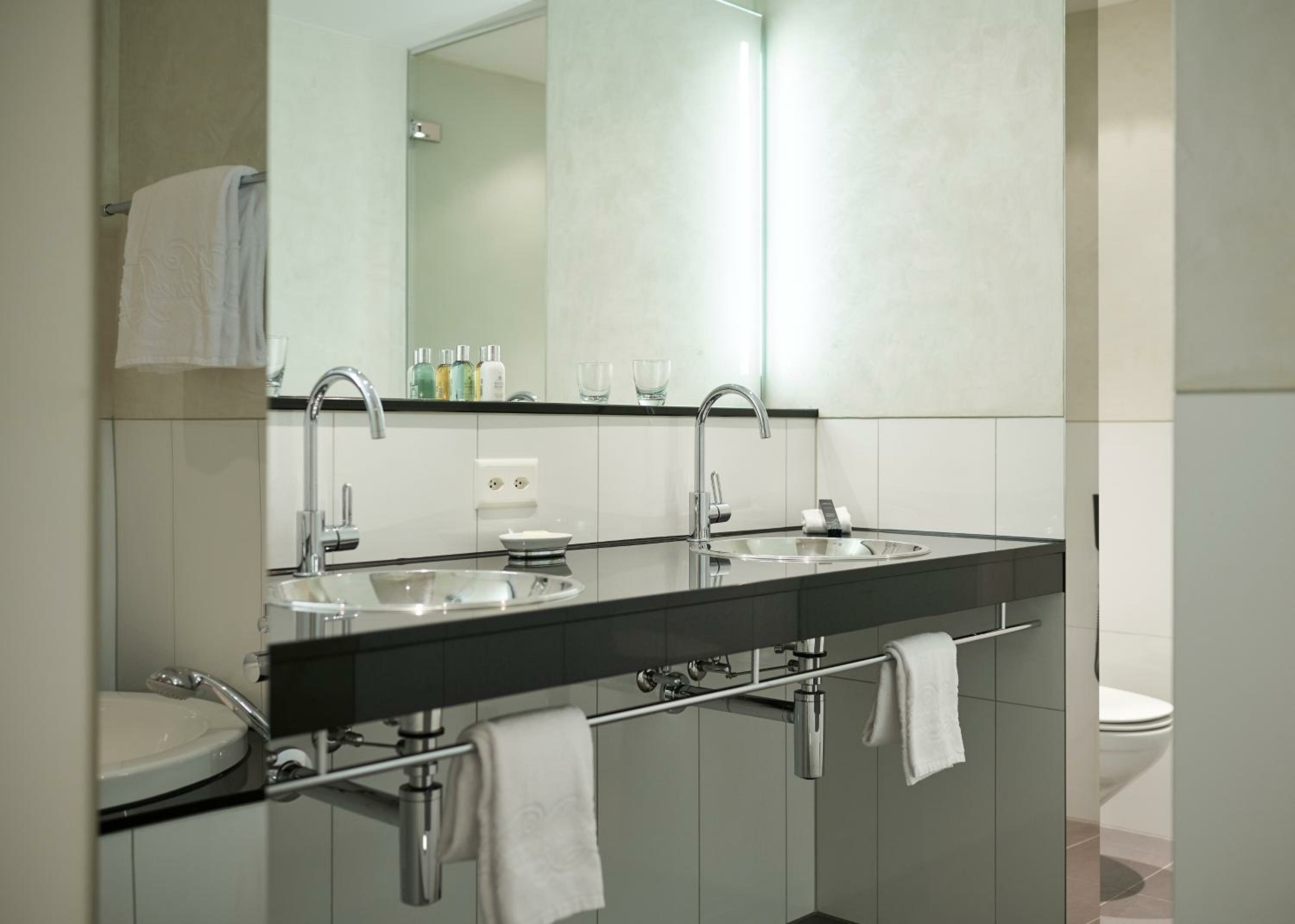 Deluxe Duplex Suite