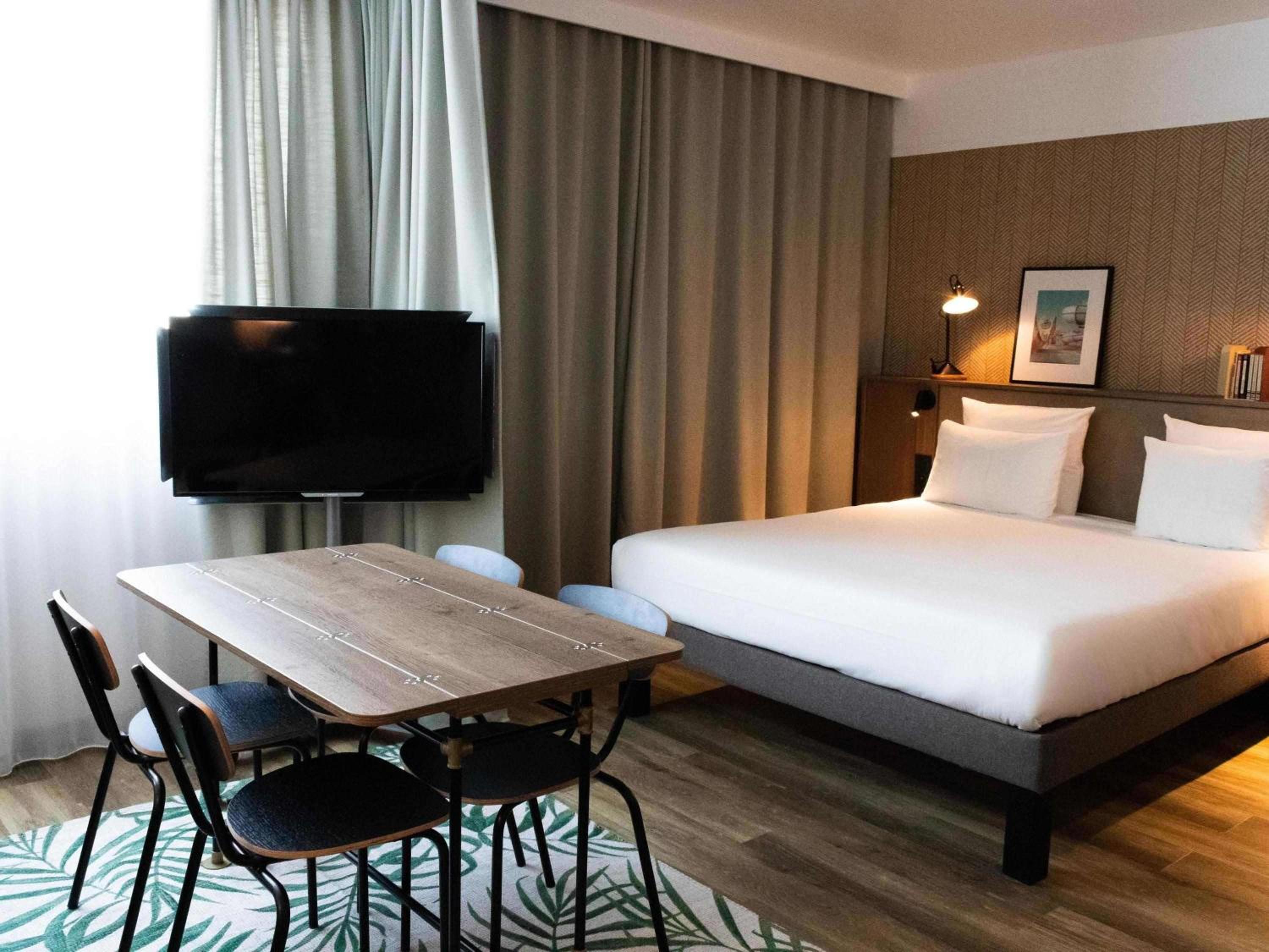 Studio with Kitchenette - One Double Bed and Sofabed