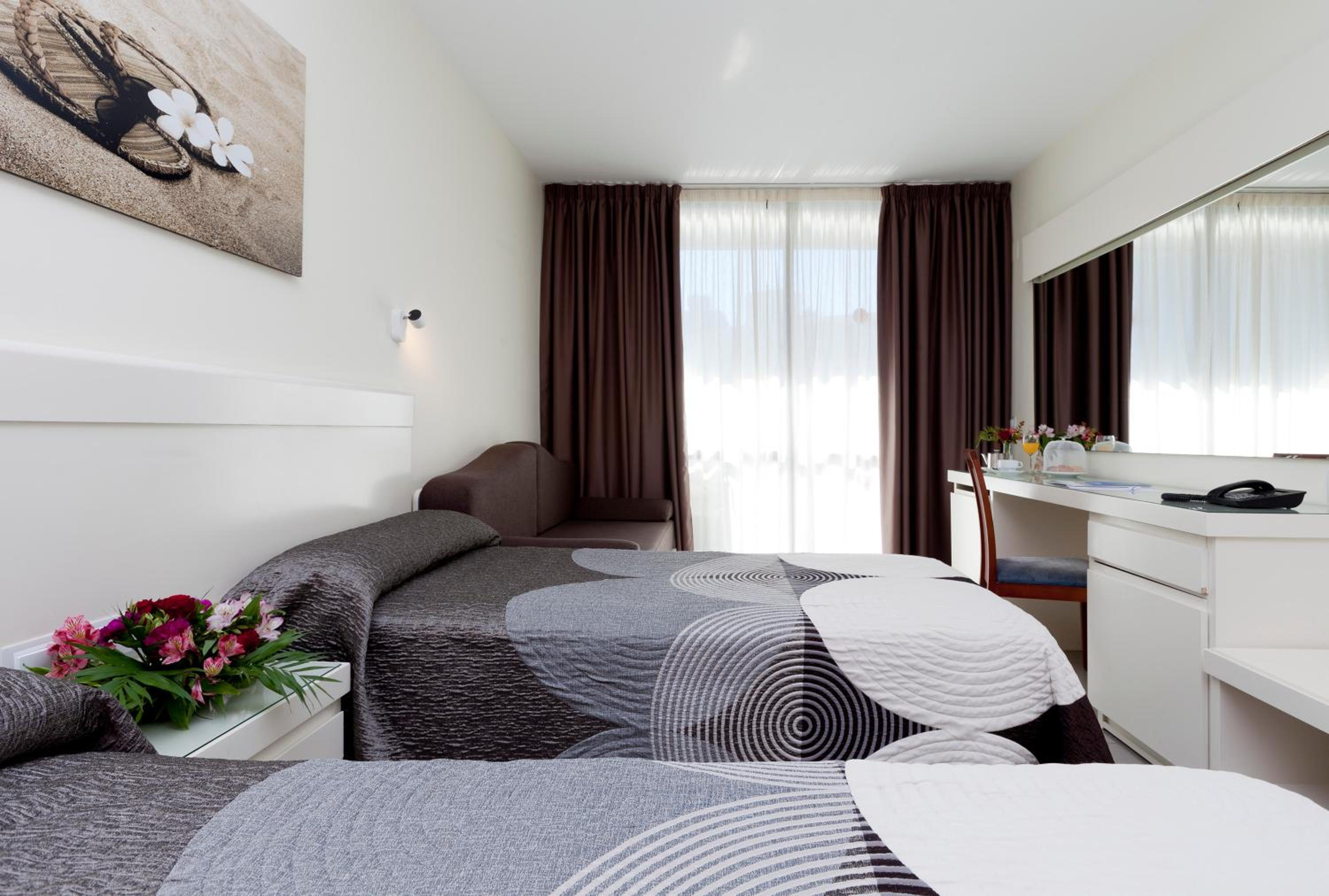 Superior Room 2 Beds