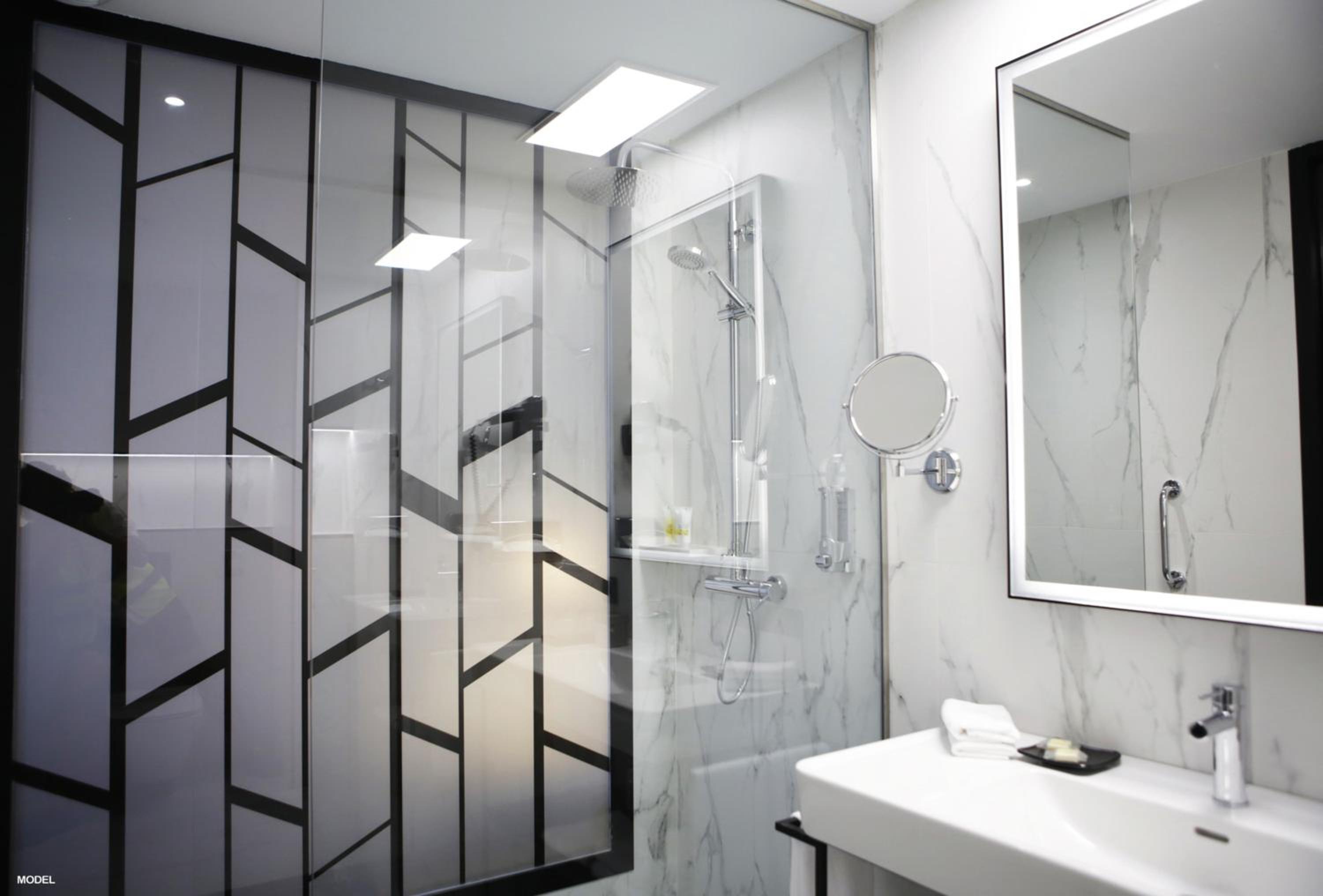 Deluxe Superior King Room