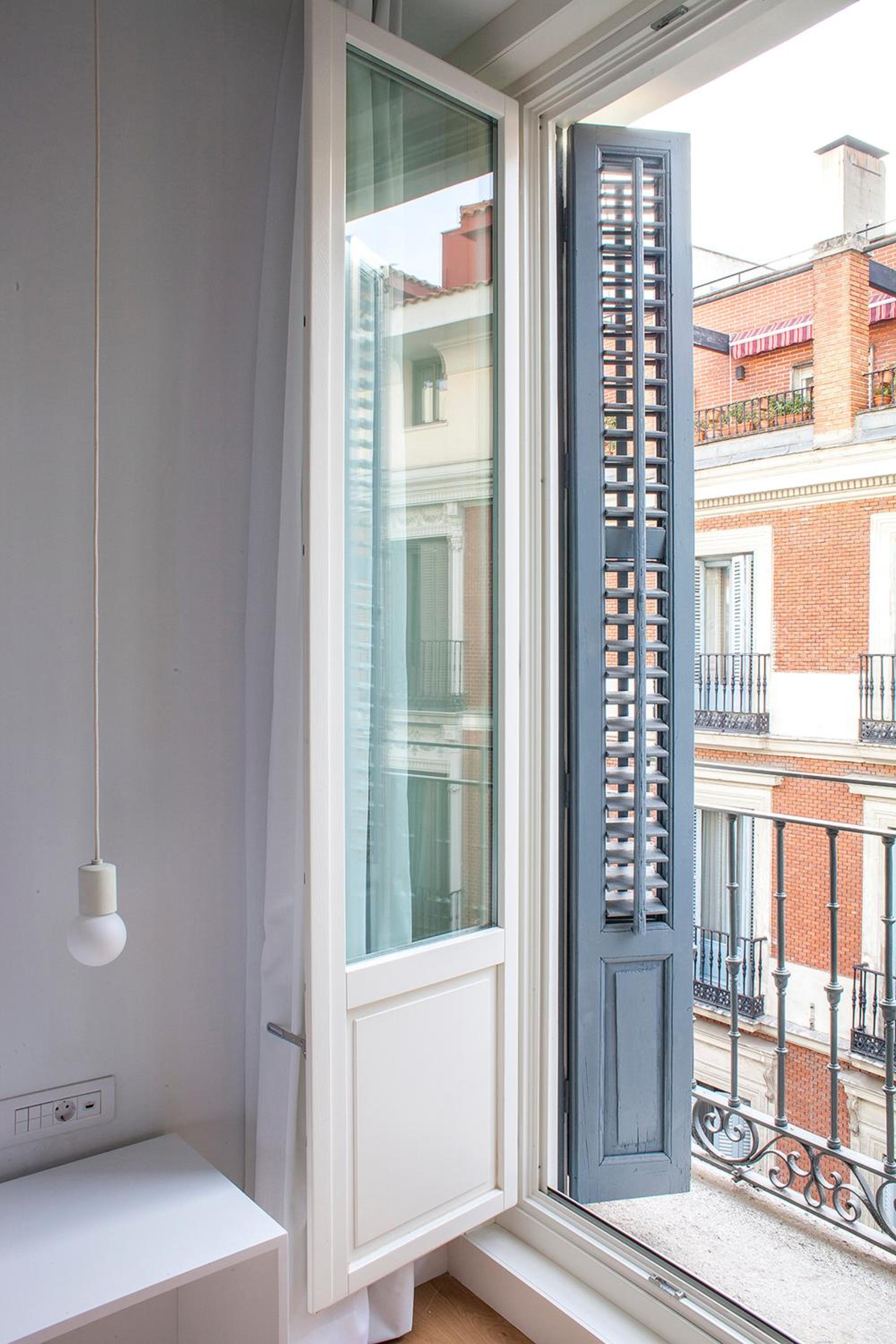 Double or Twin Room with Balcony