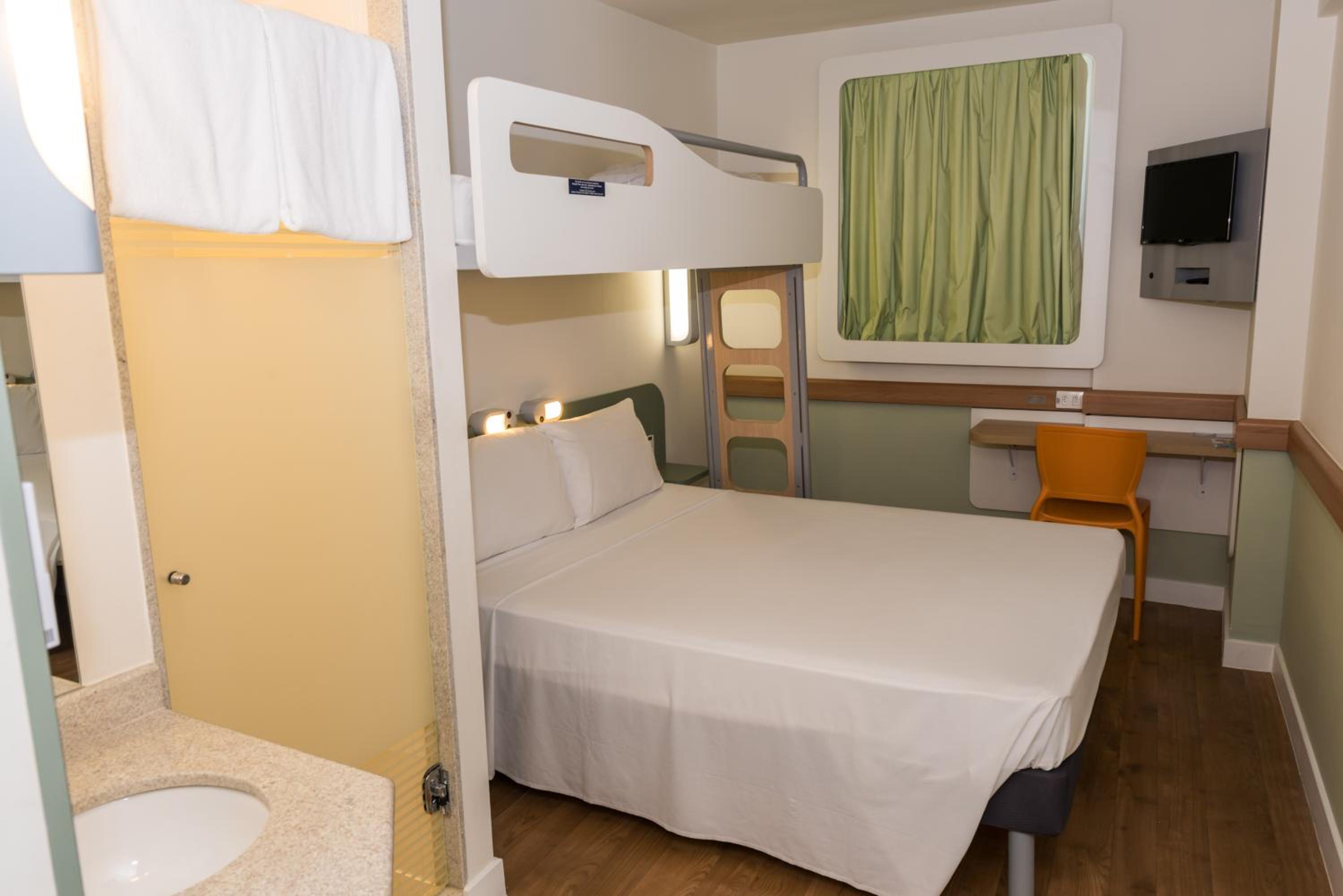 Standard Double Room with One Bunk Bed