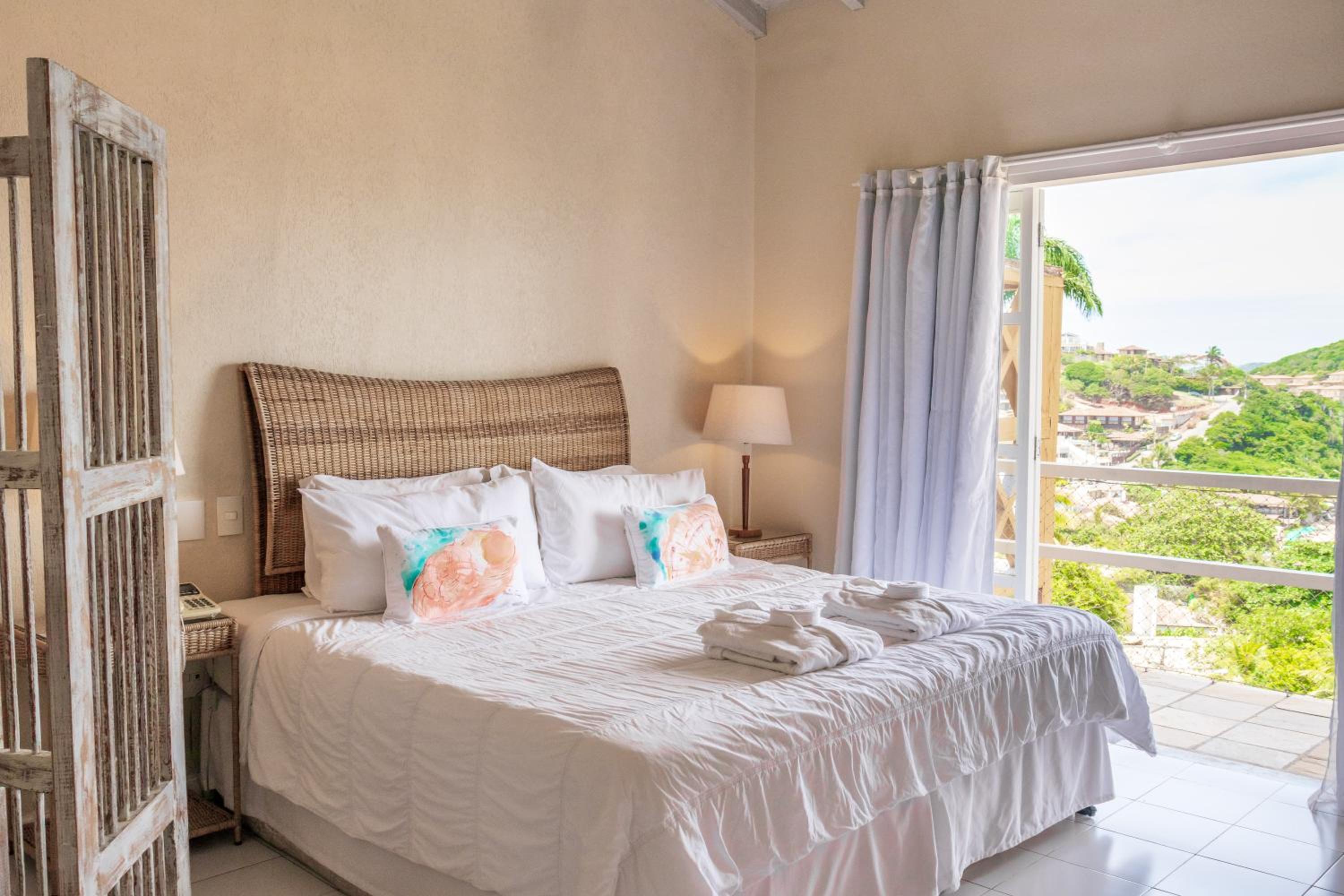 Deluxe Suite with Spa Bath