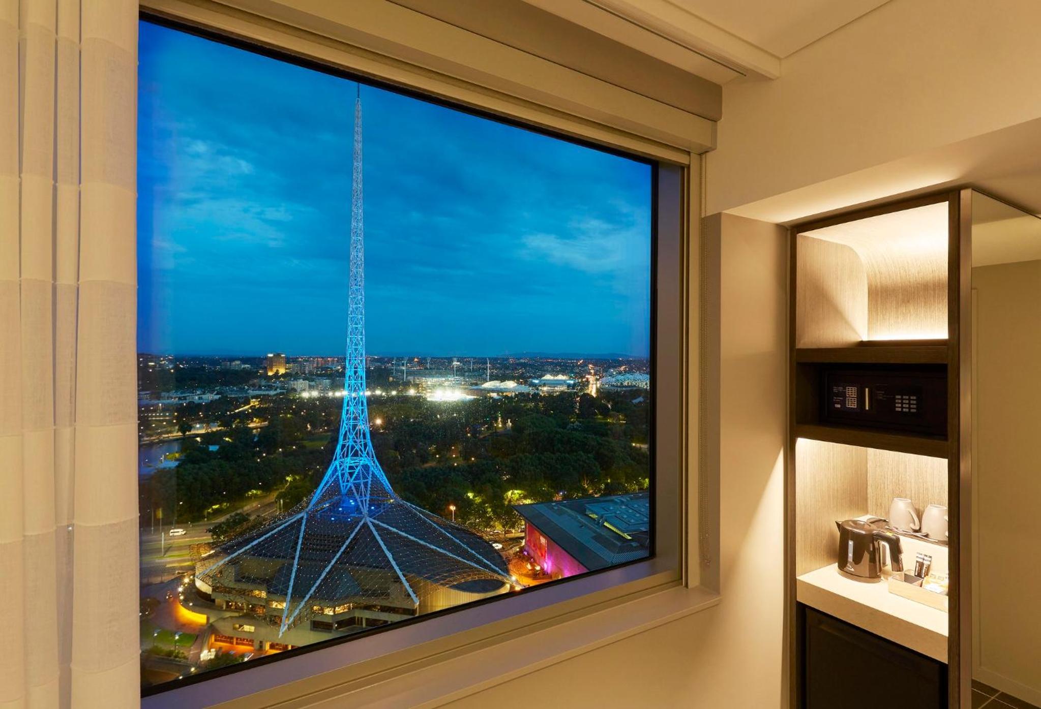 Standard King Room - High Floor/Free Breakfast