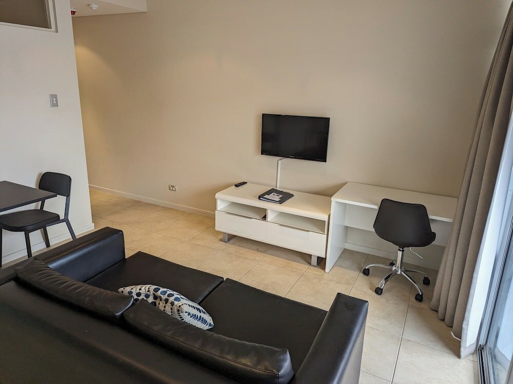 1 Bedroom Studio - Offsite and stair access only