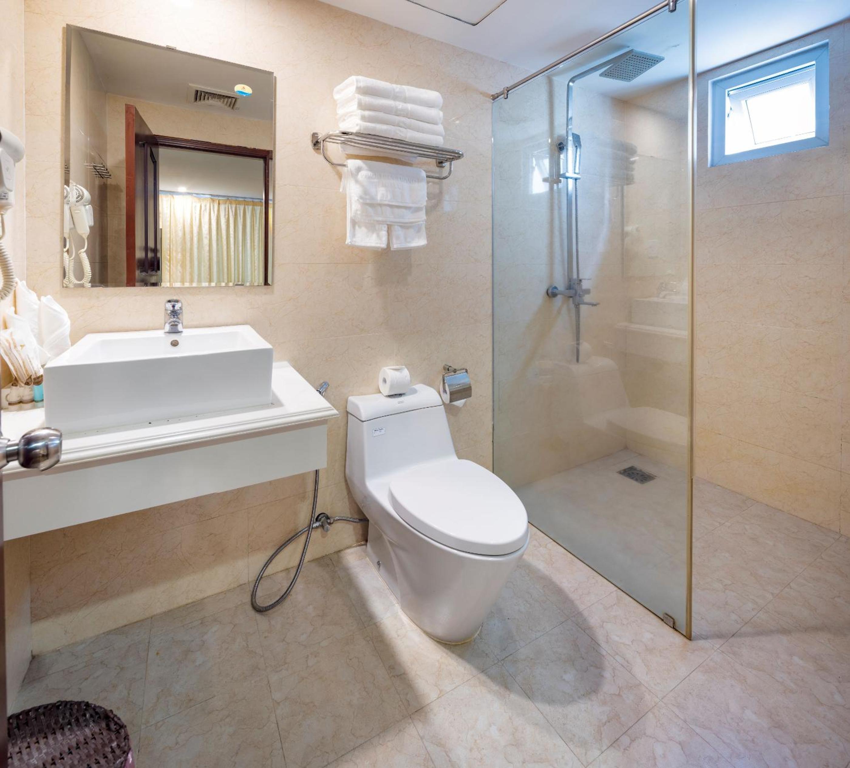 Studio Apartment with Sea View