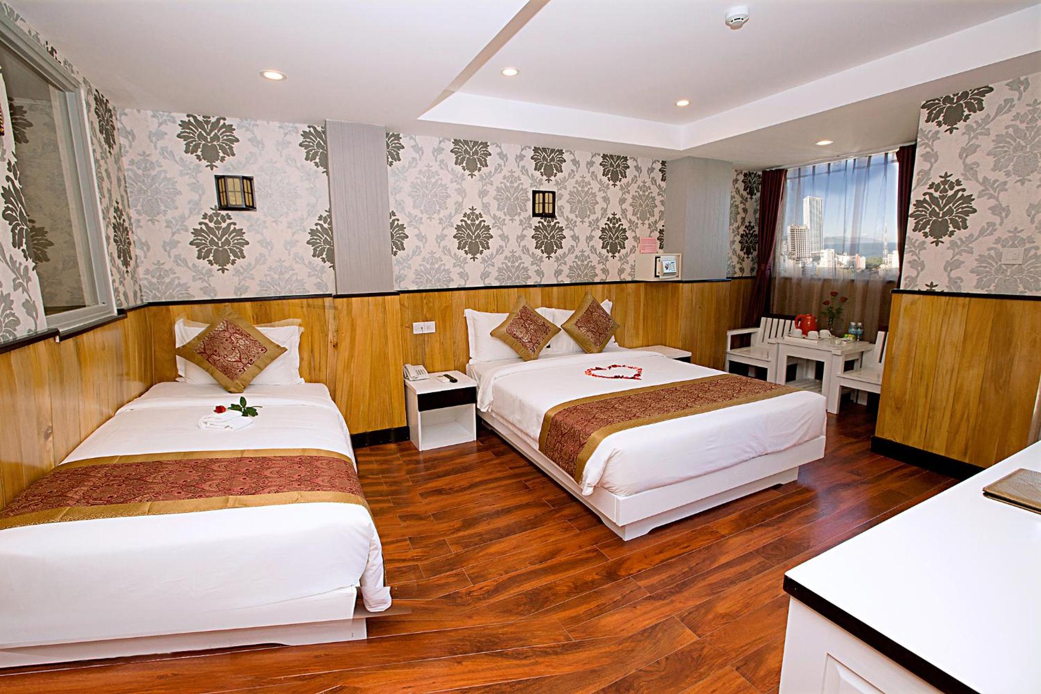 Deluxe Double or Twin Room with Sea View