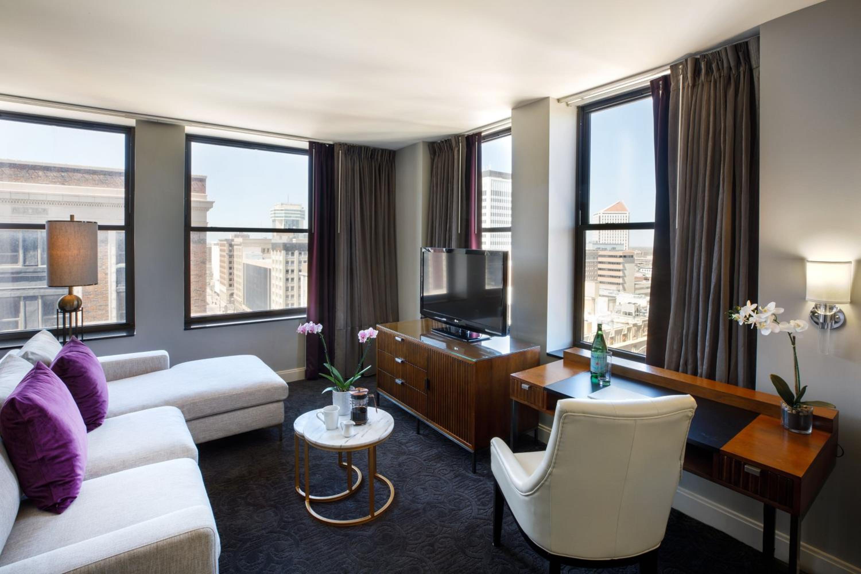 Large King Room with City View