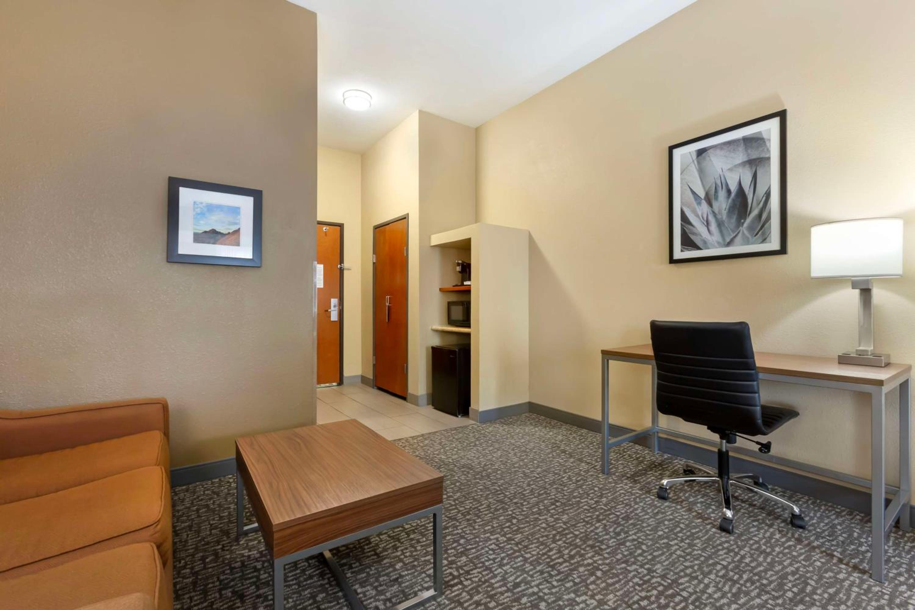 King Room with Sofa Bed