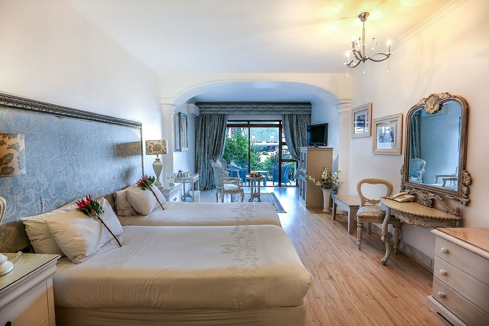 Ground Floor - Executive - Partial Sea