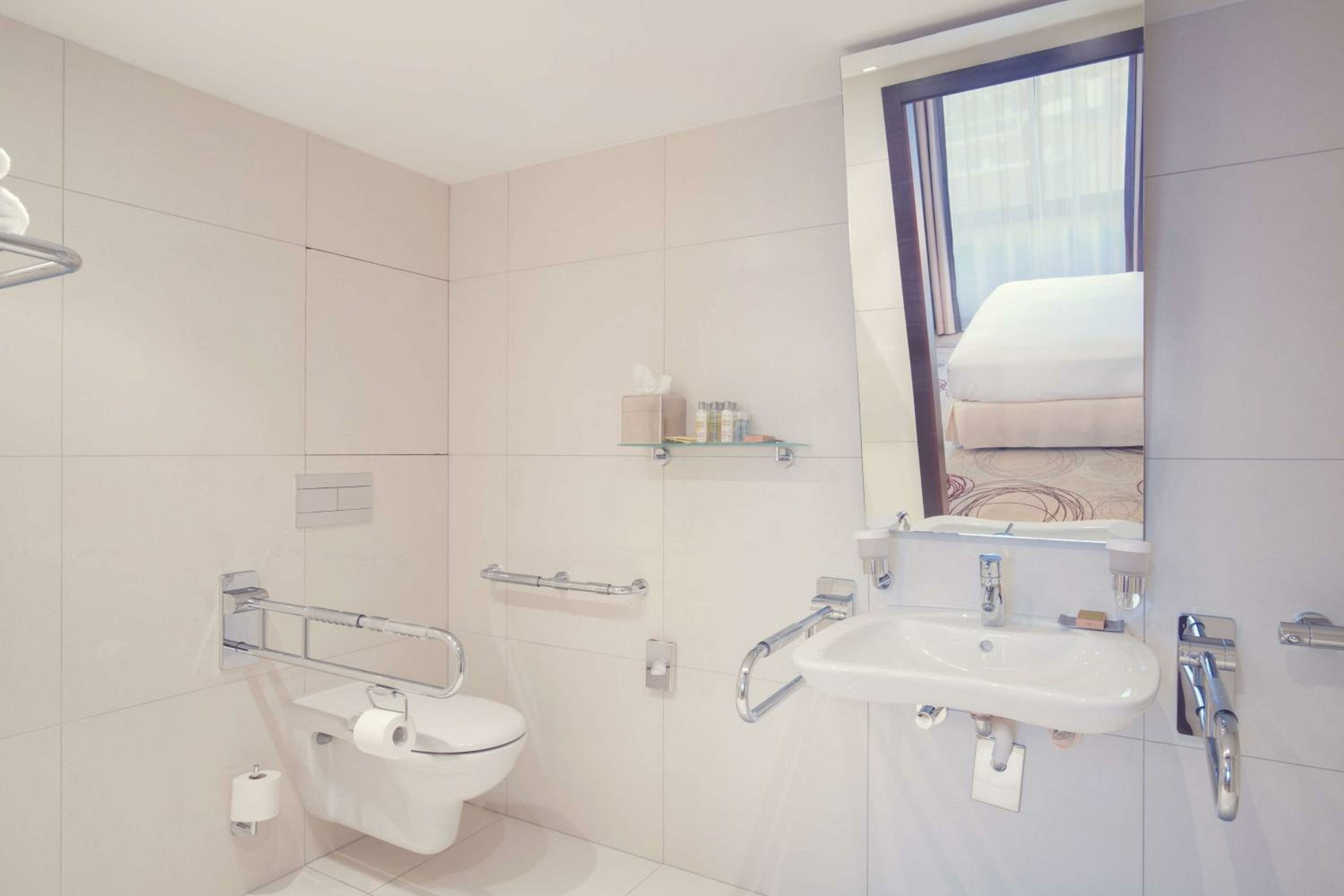 King Suite - Accessible