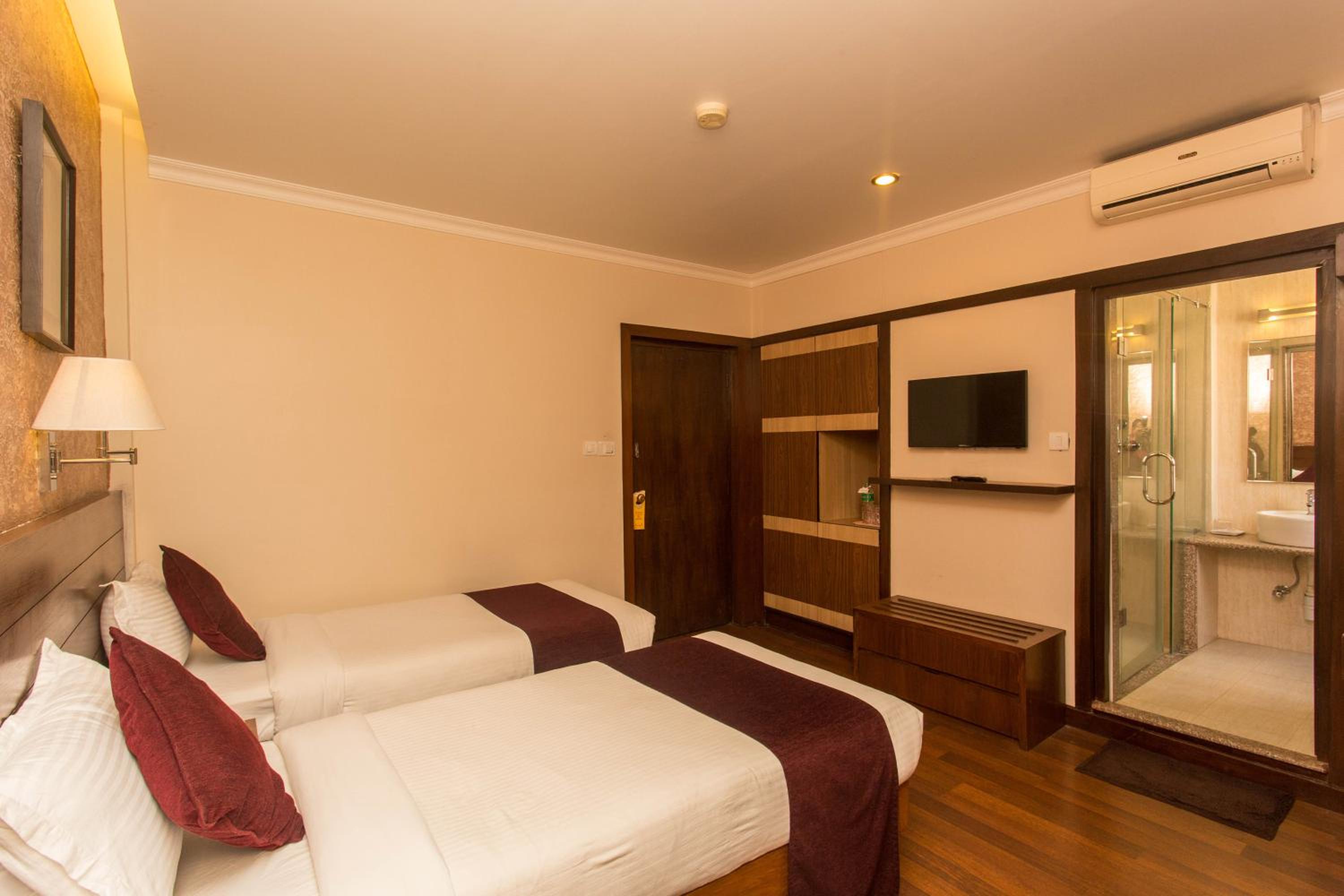 Deluxe Double or Twin Room