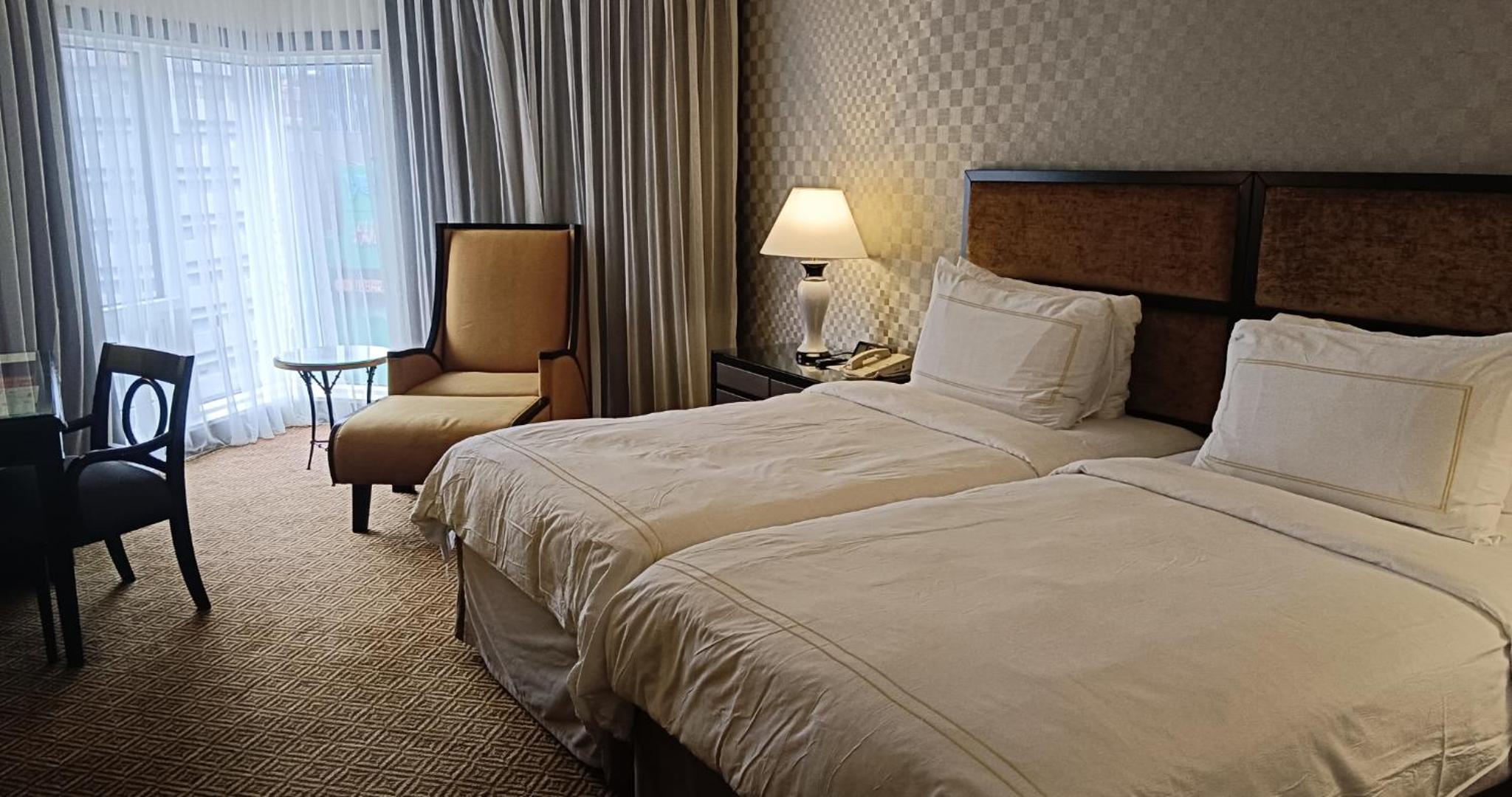 Deluxe Room with Two Single Beds