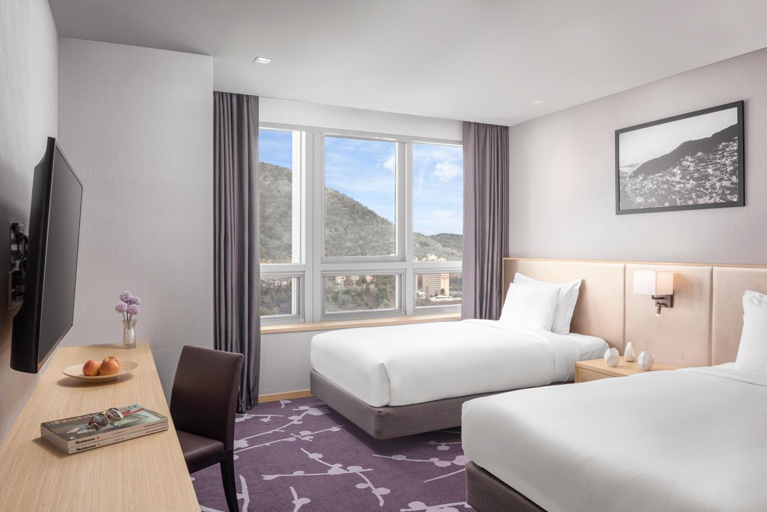 Deluxe Twin Room With Mountain View