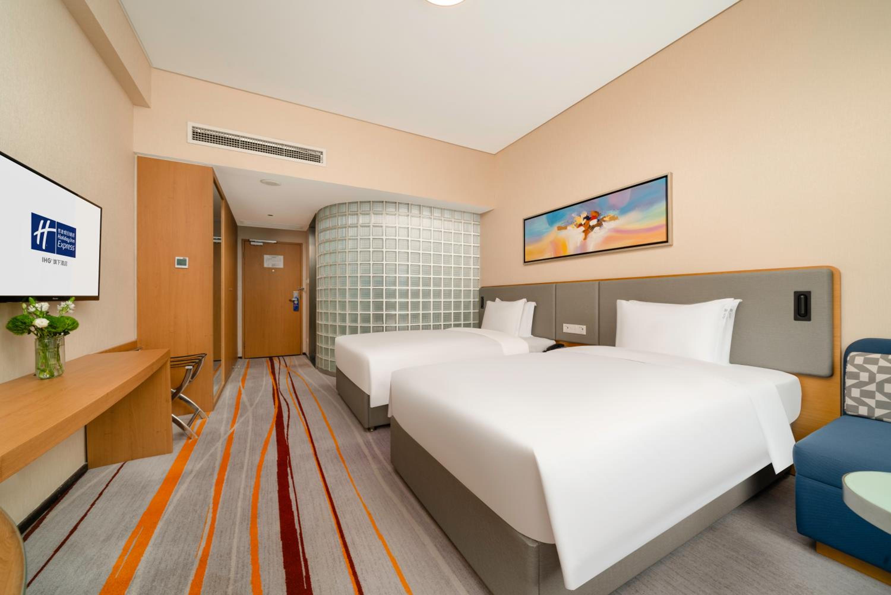 Standard Double Room with Two Double Beds - High Floor