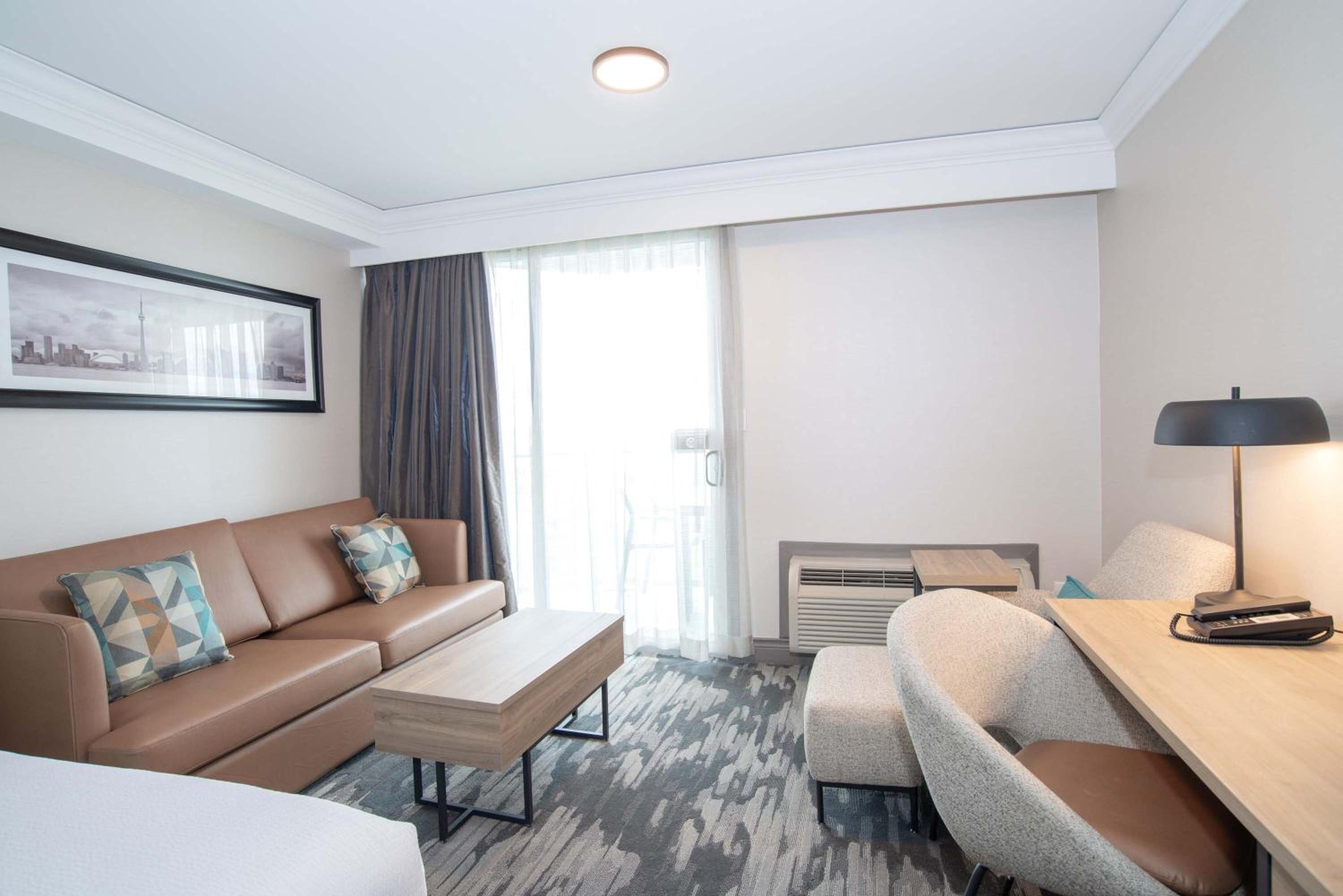 Grand Room, 2 Queen Beds, Balcony