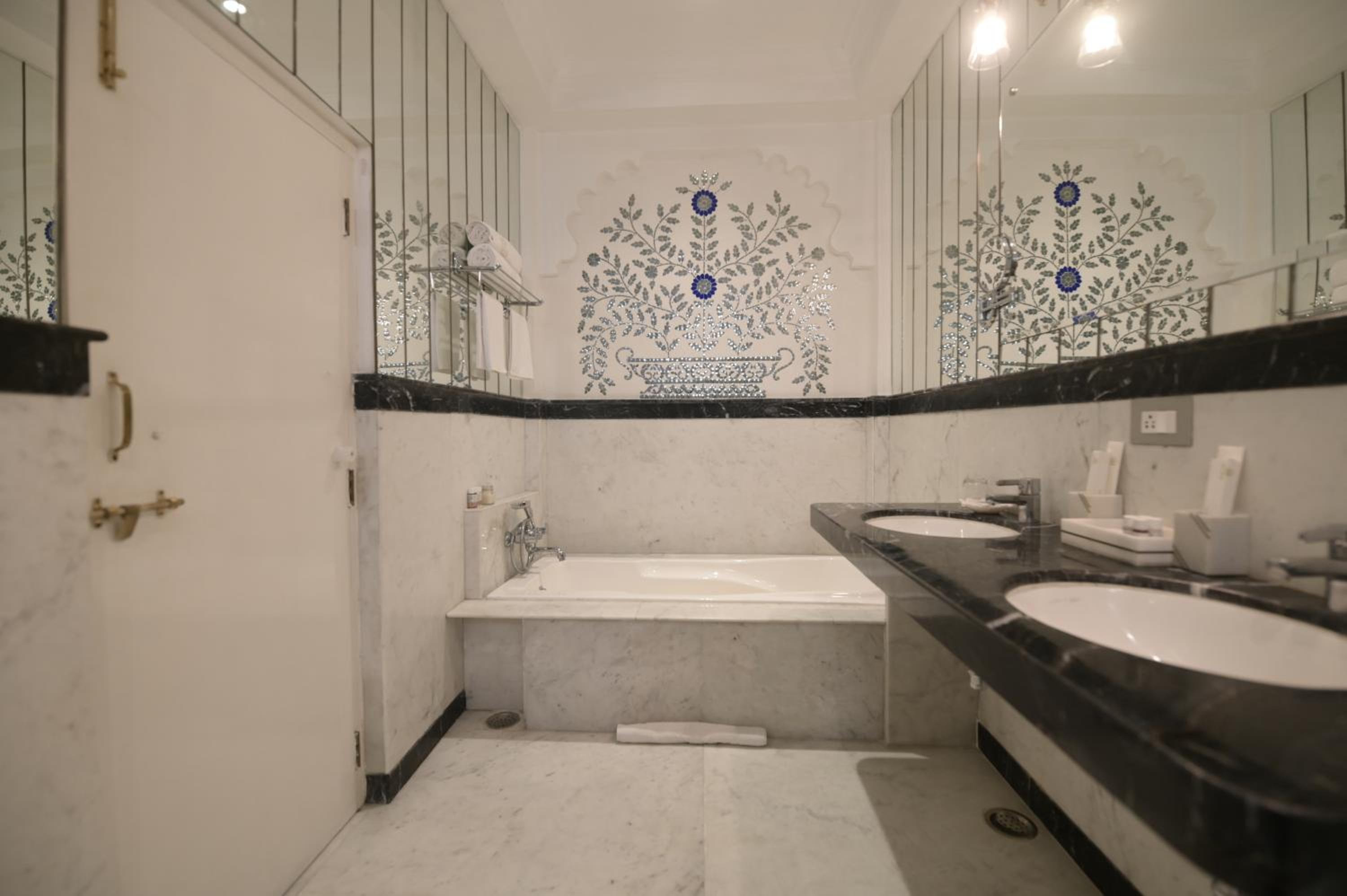 Suite with Lake View :  Avail 15% Discount on all restaurant bills,50% Discount on any spa services (Valid for stay till 30th September 2025)