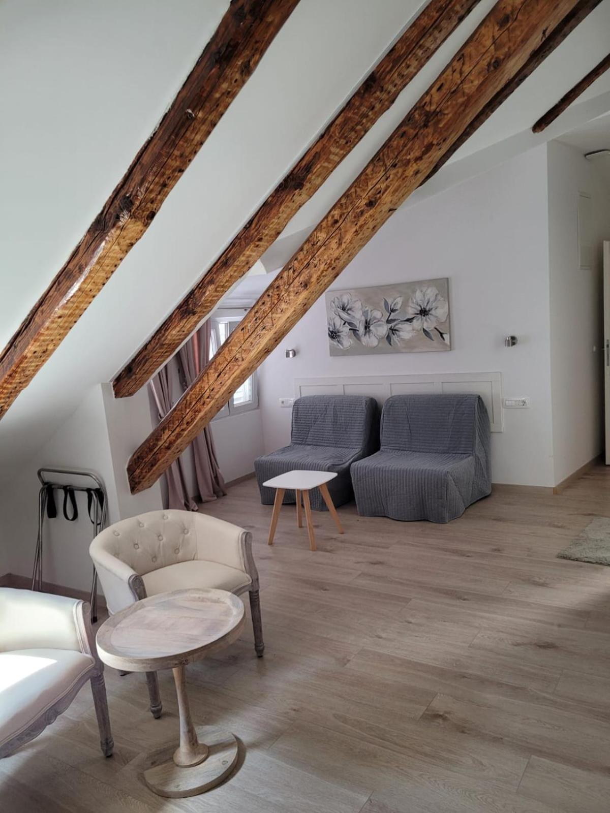 Deluxe Family Room - Annex Building