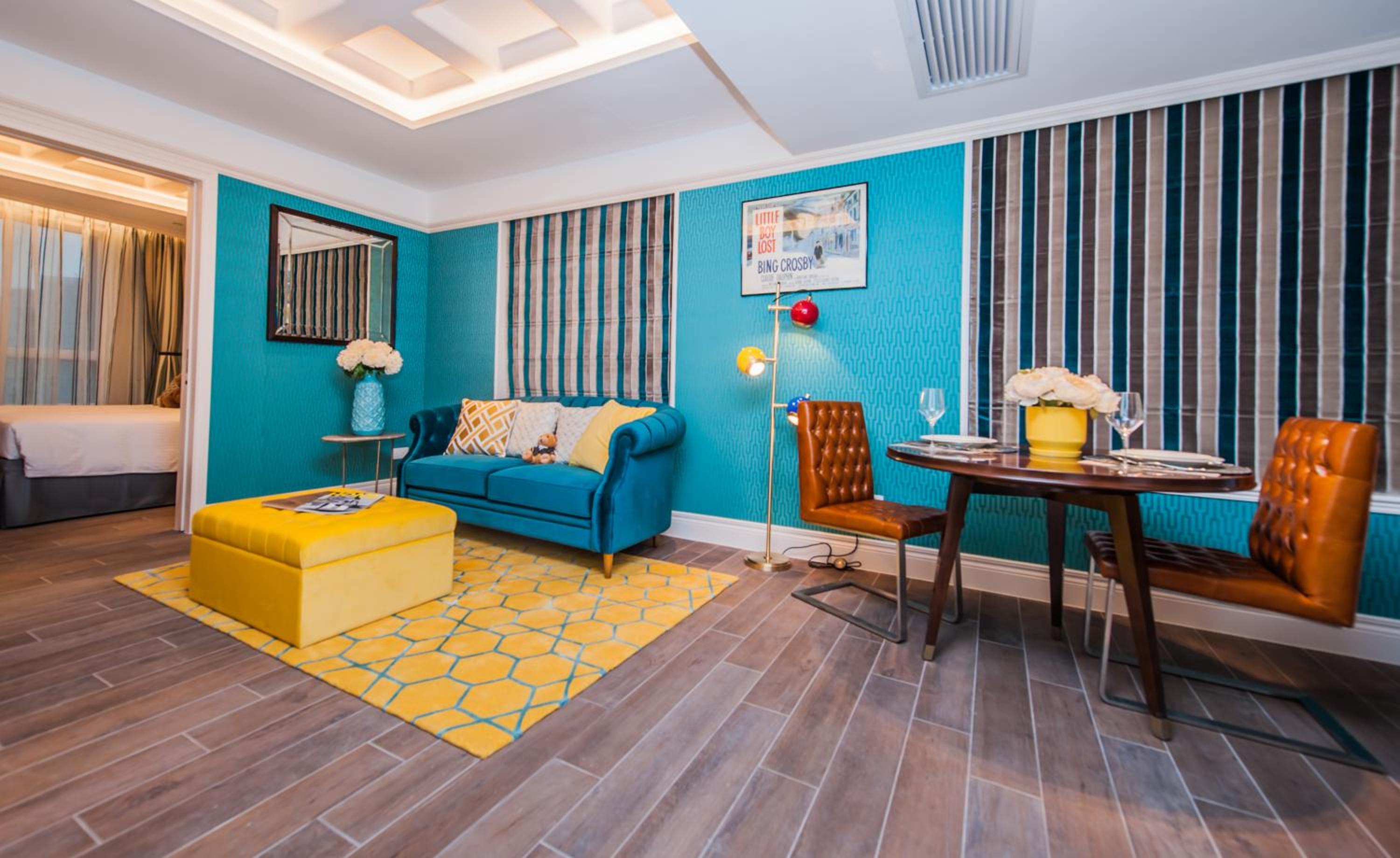 Grand Deluxe Queen Suite