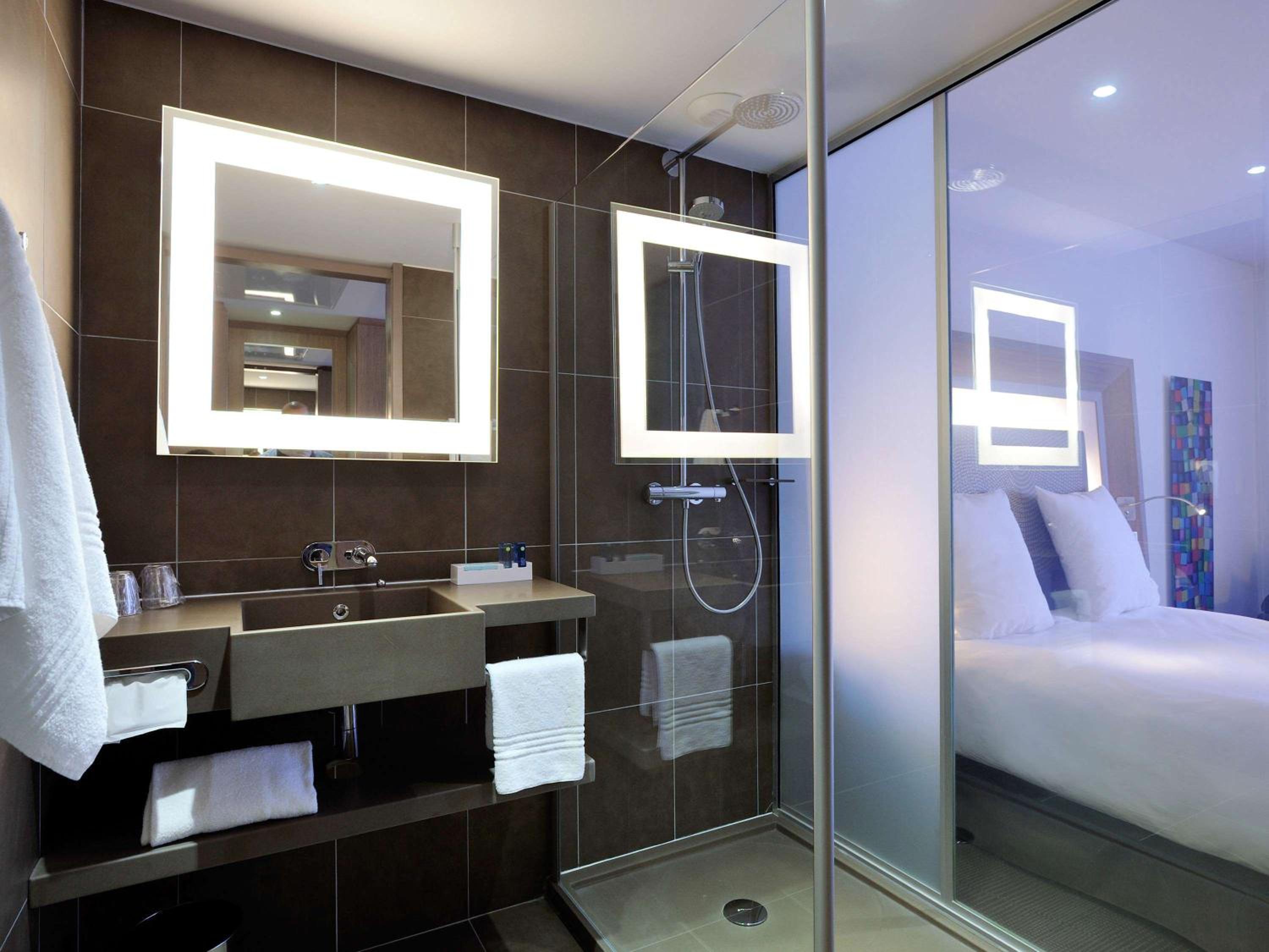 Classic Double Room with Shower