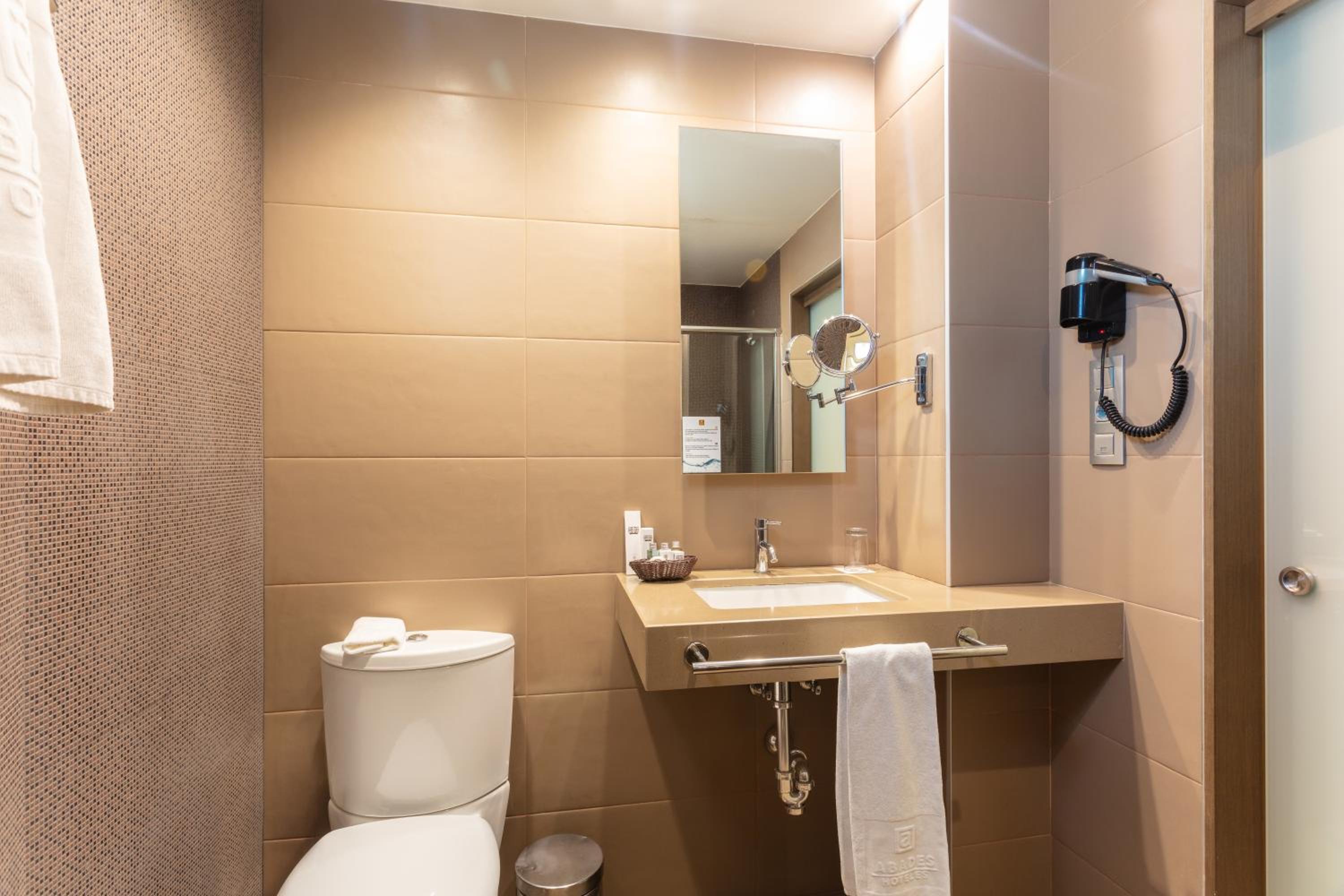 Single Interior Room