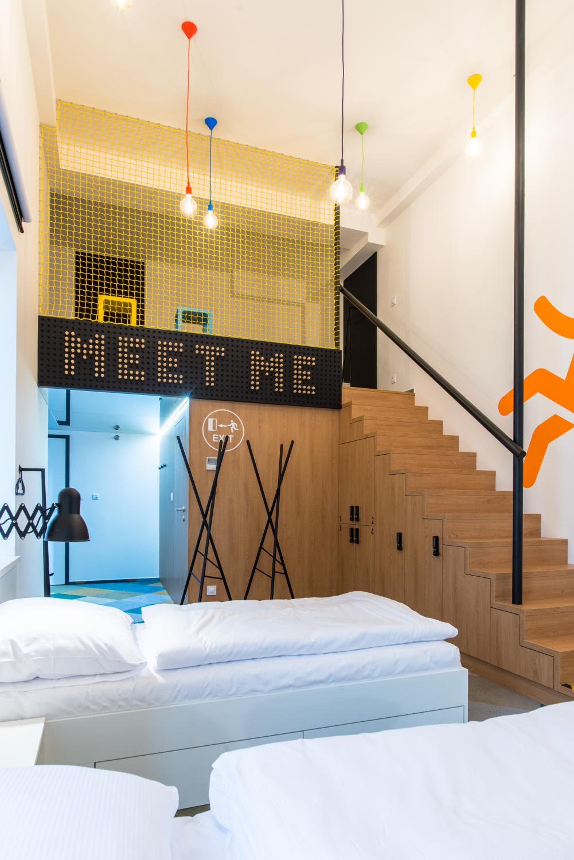  Bed in Mixed Dormitory Room 