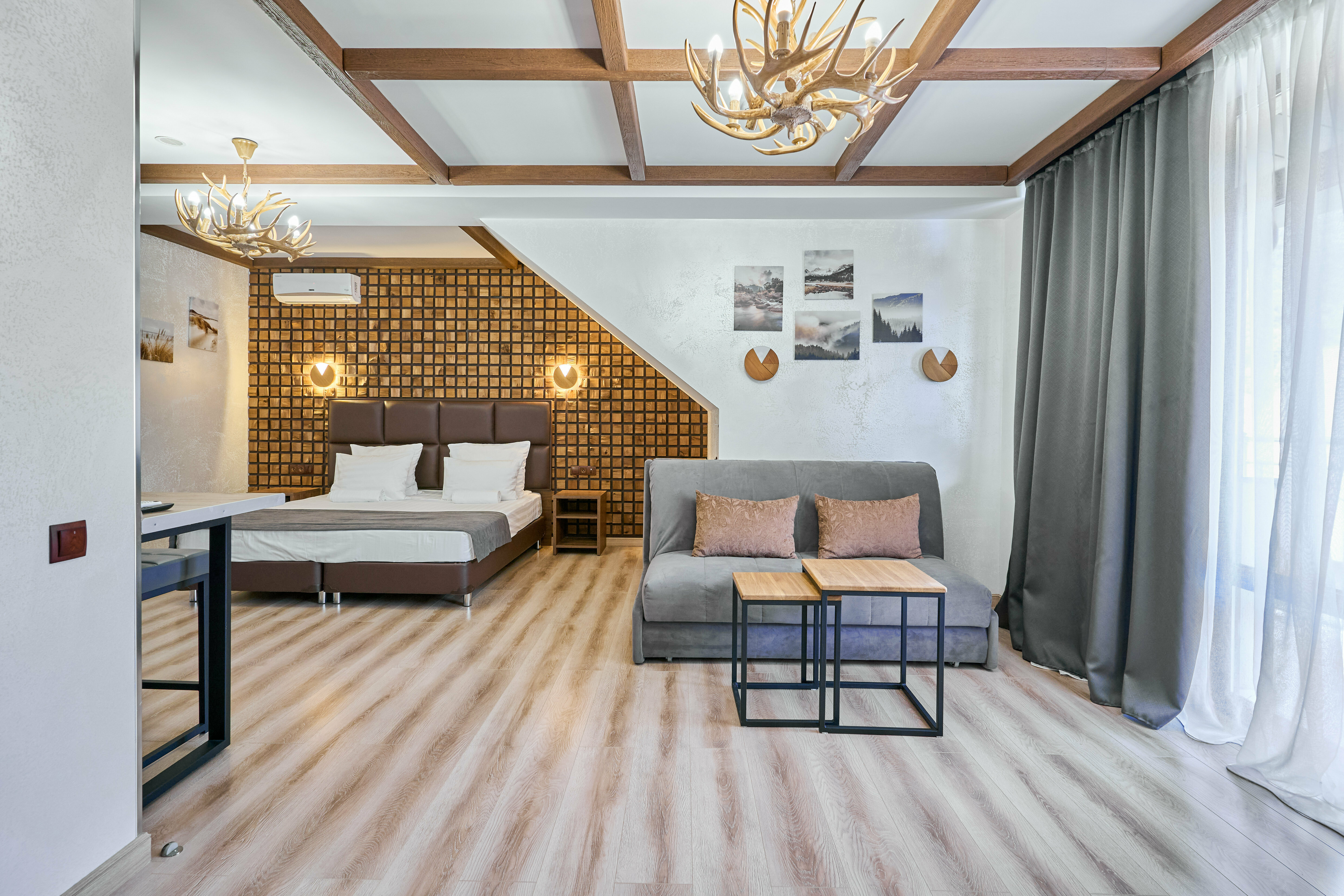 Студия четырёхместная с мини-кухней и балконом