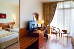 Classic Double or Twin Room в Landmark Hotel Baniyas