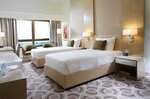 Deluxe Room - Complimentary Shuttle Bus to Beach & Mall of the Emirates в Metropolitan Hotel Dubai