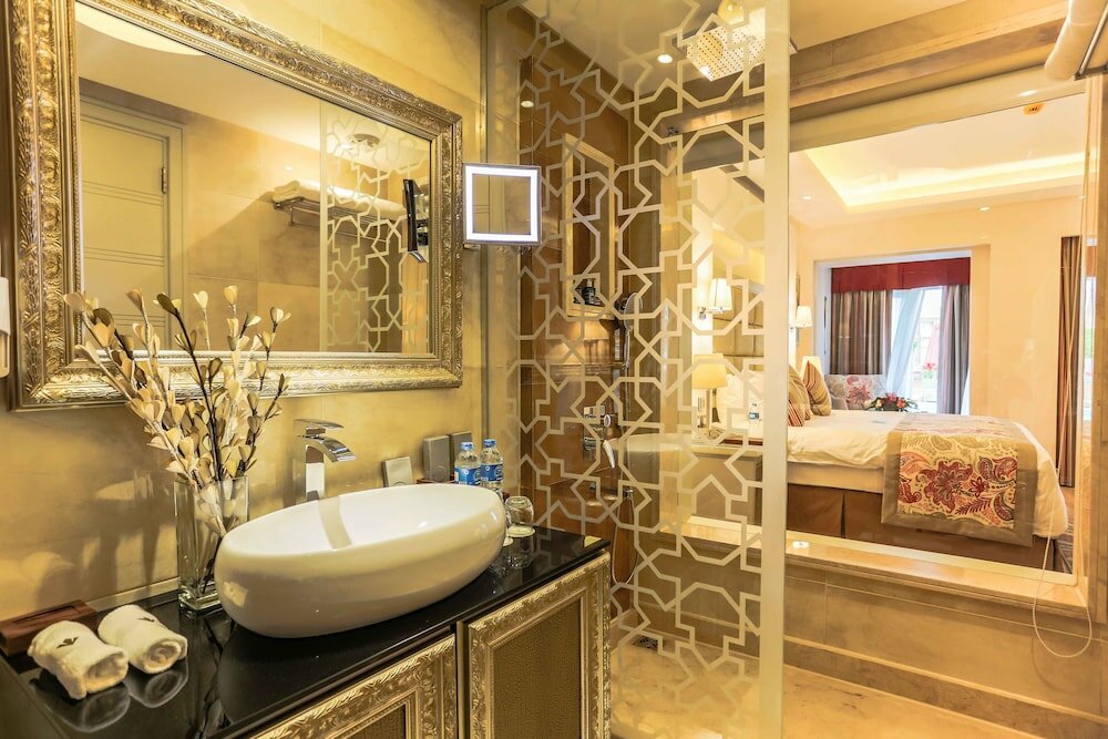 Premium Room, 1 King Bed