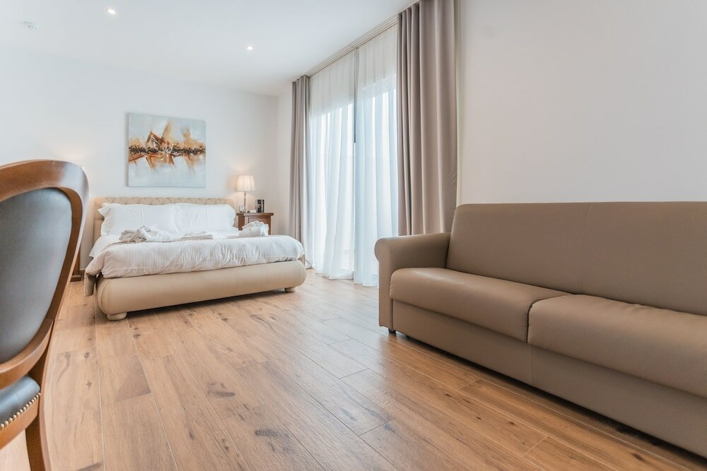 Deluxe Suite, Terrace